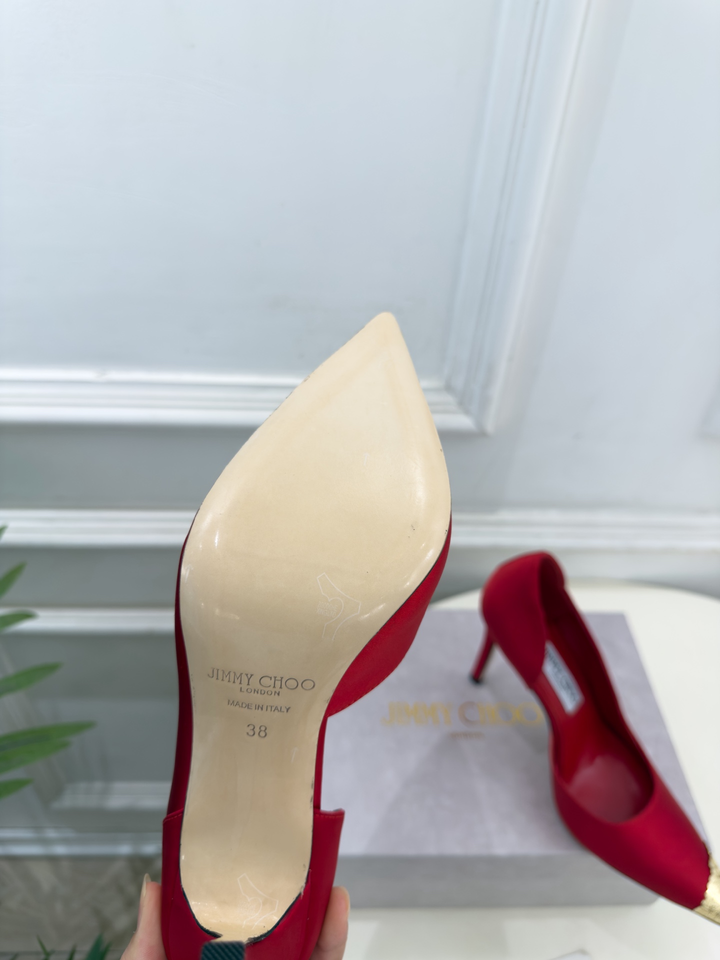 JimmyChoo 吉米周 26𝐬𝐬 ——— ✨ 2026秋冬新品 专柜最新 JC真丝缎面金属头内空高跟鞋 JimmyChoo 吉米周 26𝐬𝐬 ——— ✨ 2026秋冬新品 专柜最新 JC真丝缎面金属头内空高跟鞋