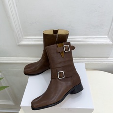 Maison Margiela· 马吉拉26𝐬𝐬 2026秋冬新品 MM6复古皮带扣分趾粗跟短靴———————— MM Maison Margiela· 马吉拉26𝐬𝐬 2026秋冬新品 MM6复古皮带扣分趾粗跟短靴———————— MM