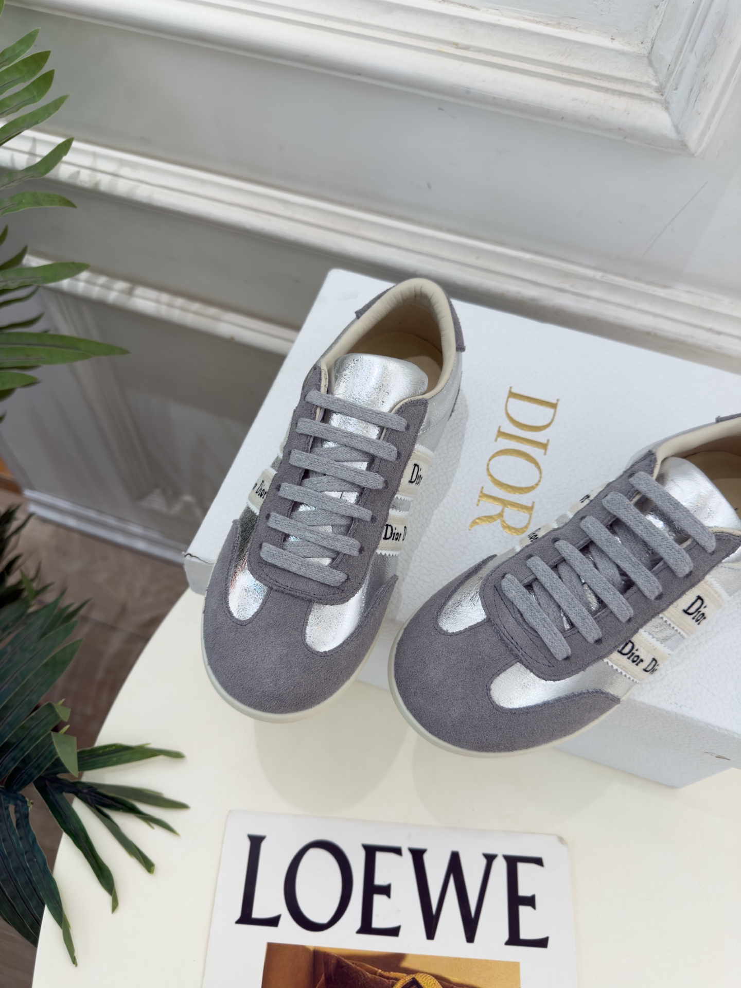 Dior | 迪奥 26𝐬𝐬 🧡💚2026秋冬新品 顶级版本⚠️ 专柜主打新款 Dior Ribbon 复古系带运动 Dior | 迪奥 26𝐬𝐬 🧡💚2026秋冬新品 顶级版本⚠️ 专柜主打新款 Dior Ribbon 复古系带运动