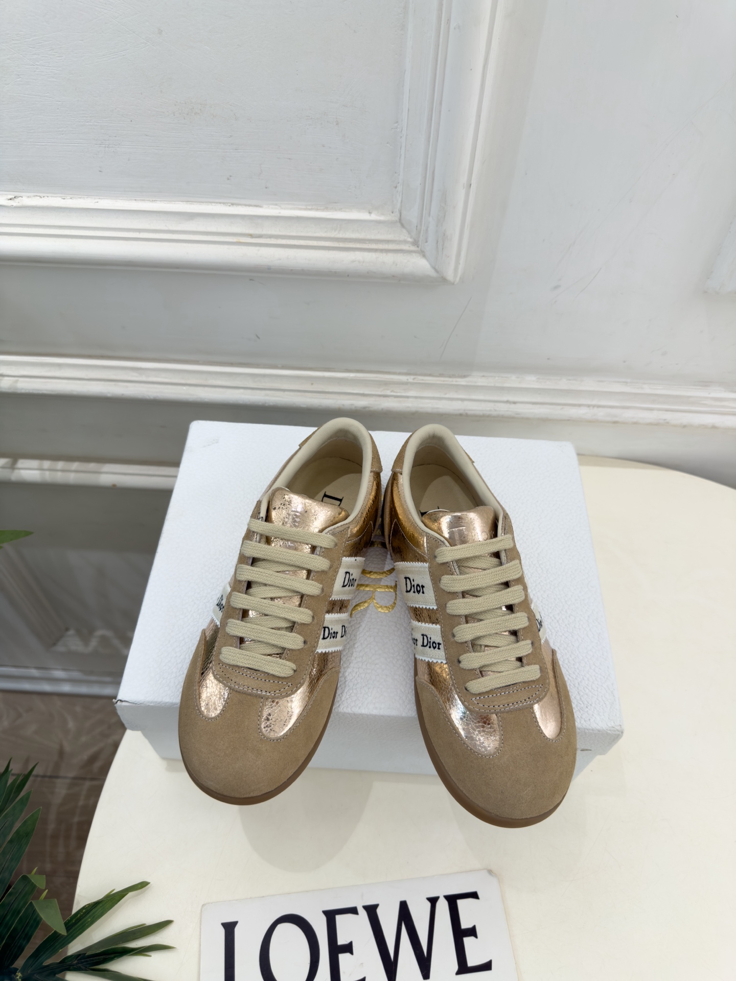 Dior | 迪奥 26𝐬𝐬 🧡💚2026秋冬新品 顶级版本⚠️ 专柜主打新款 Dior Ribbon 复古系带运动 Dior | 迪奥 26𝐬𝐬 🧡💚2026秋冬新品 顶级版本⚠️ 专柜主打新款 Dior Ribbon 复古系带运动