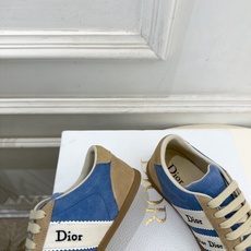 Dior | 迪奥 26𝐬𝐬 🧡💚2026秋冬新品 顶级版本⚠️ 专柜主打新款 Dior Ribbon 复古系带运动 Dior | 迪奥 26𝐬𝐬 🧡💚2026秋冬新品 顶级版本⚠️ 专柜主打新款 Dior Ribbon 复古系带运动