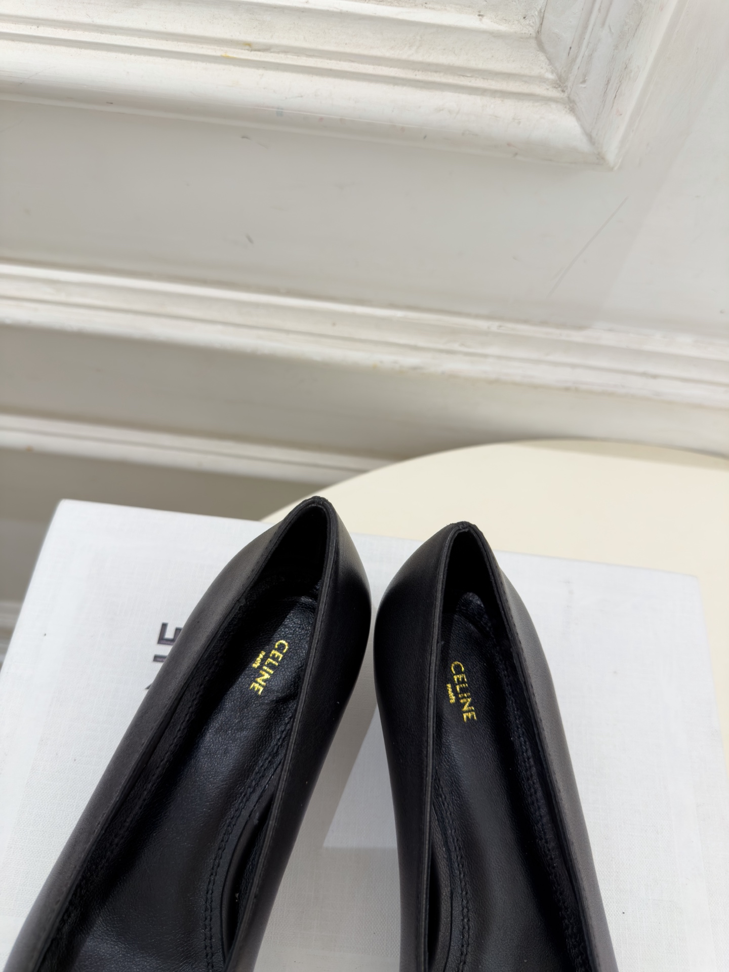 CELINE  | 赛琳  26𝐬𝐬  💛2026秋冬新品 极简尖头猫跟单鞋 上新！ 🔜BS 这一季的赛琳真的是开了挂、