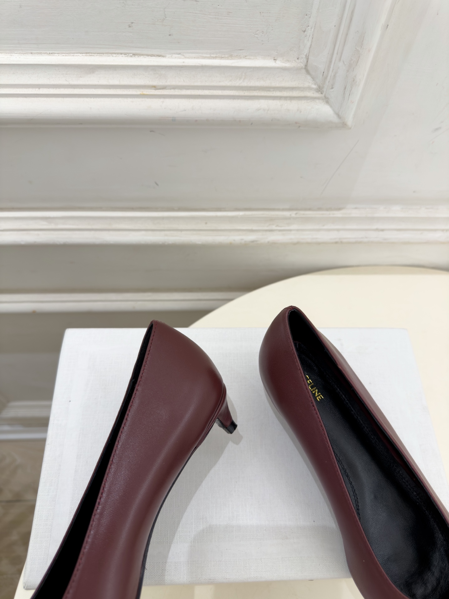 CELINE  | 赛琳  26𝐬𝐬  💛2026秋冬新品 极简尖头猫跟单鞋 上新！ 🔜BS 这一季的赛琳真的是开了挂、