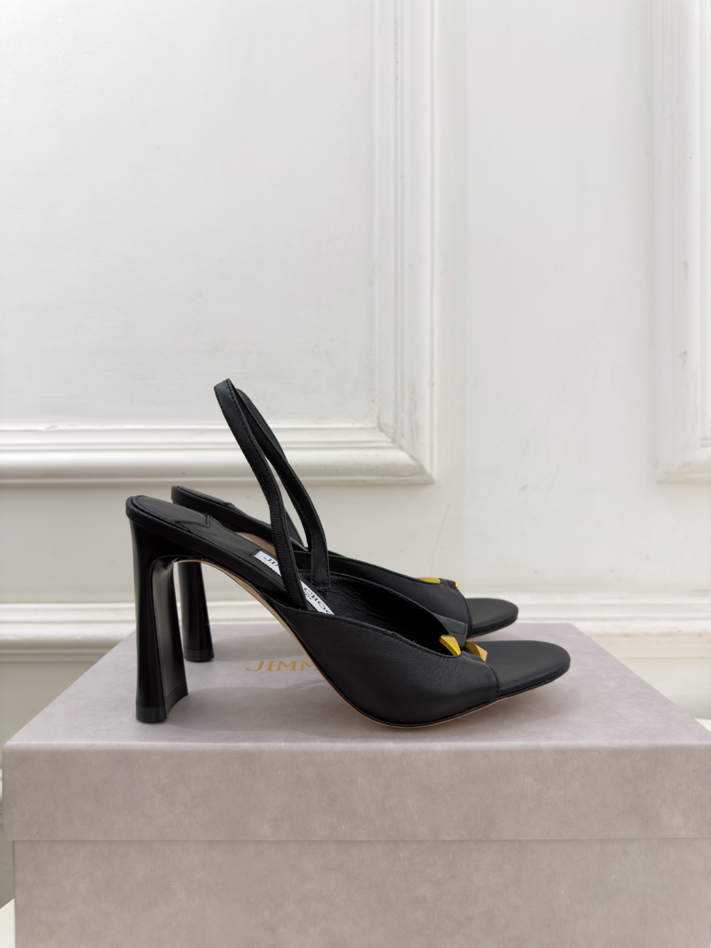 JimmyChoo 吉米周 26𝐬𝐬 ——— ✨ 2026秋冬新品 JC金属扣露趾高跟凉鞋 BS名媛气质款 上 JimmyChoo 吉米周 26𝐬𝐬 ——— ✨ 2026秋冬新品 JC金属扣露趾高跟凉鞋 BS名媛气质款 上