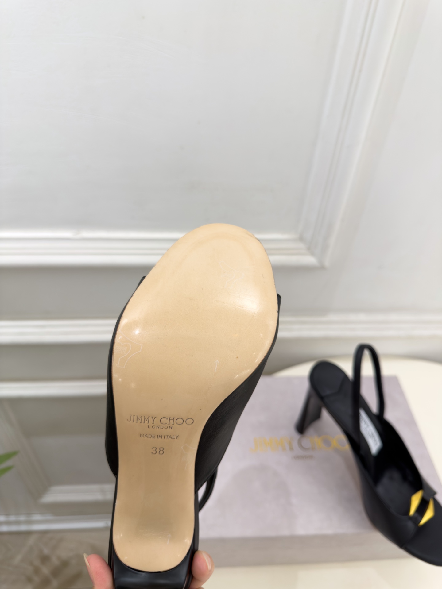 JimmyChoo 吉米周 26𝐬𝐬 ——— ✨ 2026秋冬新品 JC金属扣露趾高跟凉鞋 BS名媛气质款 上 JimmyChoo 吉米周 26𝐬𝐬 ——— ✨ 2026秋冬新品 JC金属扣露趾高跟凉鞋 BS名媛气质款 上