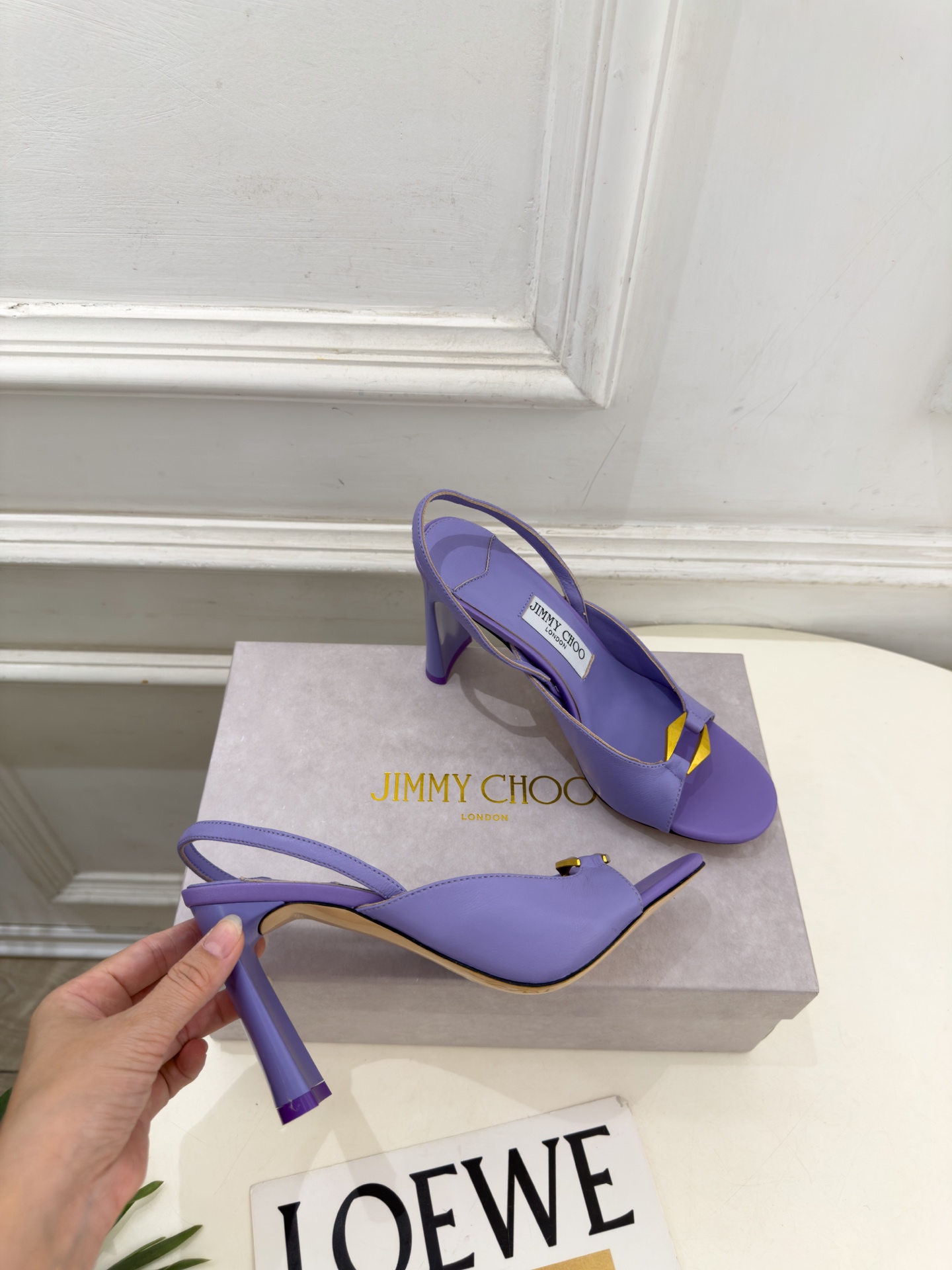 JimmyChoo 吉米周 26𝐬𝐬 ———      ✨ 2026秋冬新品 JC金属扣露趾高跟凉鞋 BS名媛气质款 上