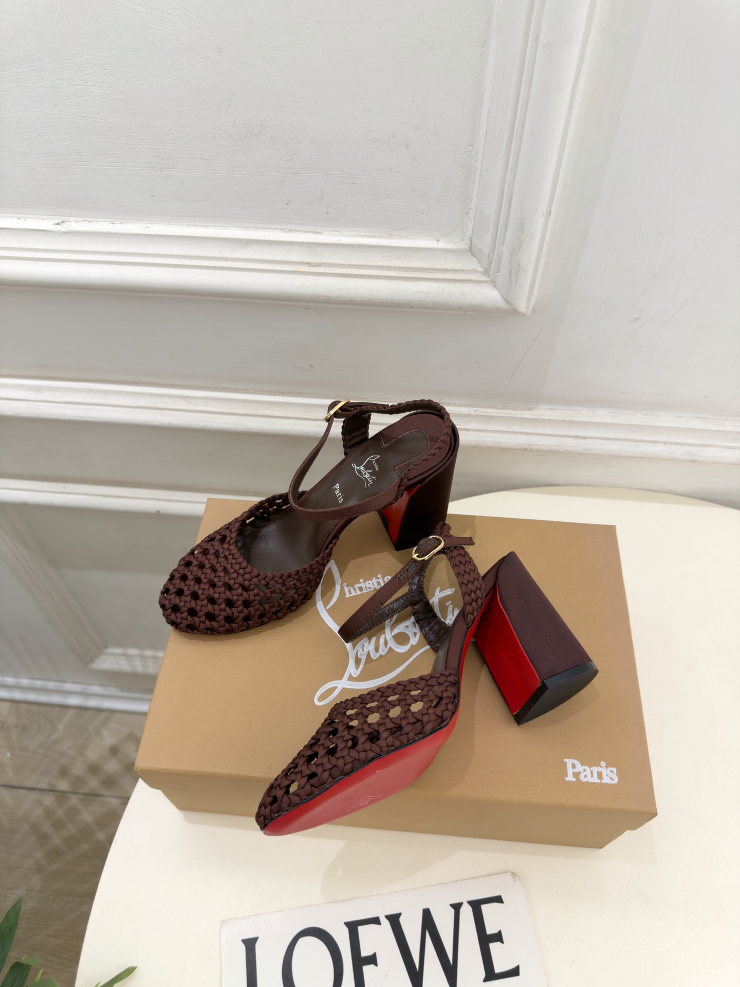 Christian Louboutin路铂廷CL 26ss新品编织镂空粗跟凉鞋 红底鞋系列，魅惑华丽的✨顶级硬货上新 💥