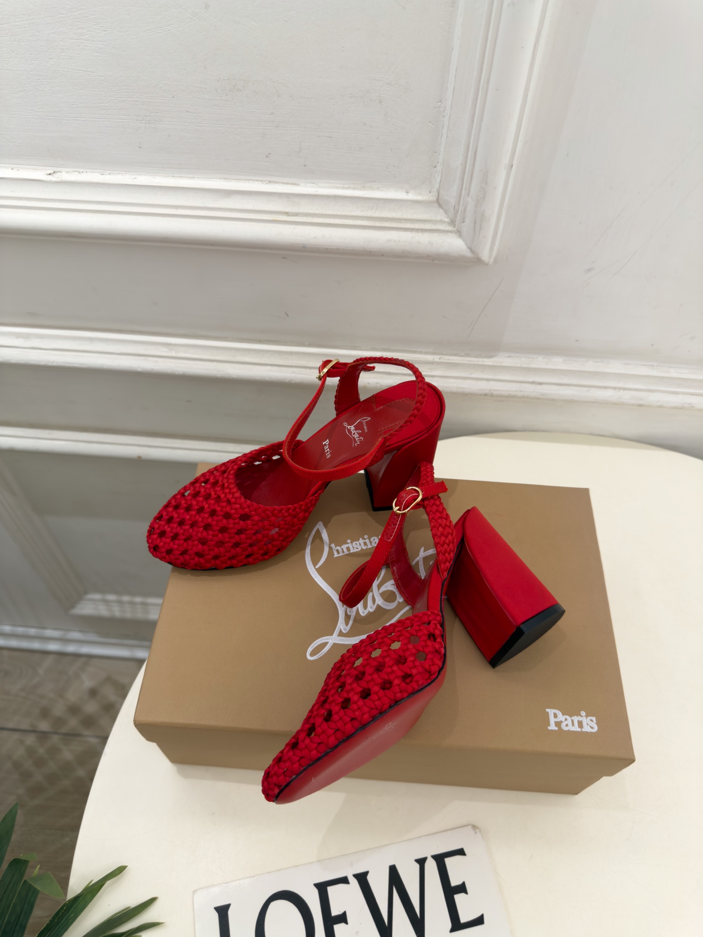 Christian Louboutin路铂廷CL 26ss新品编织镂空粗跟凉鞋 红底鞋系列,魅惑华丽的✨顶级硬货上新 💥 Christian Louboutin路铂廷CL 26ss新品编织镂空粗跟凉鞋 红底鞋系列,魅惑华丽的✨顶级硬货上新 💥