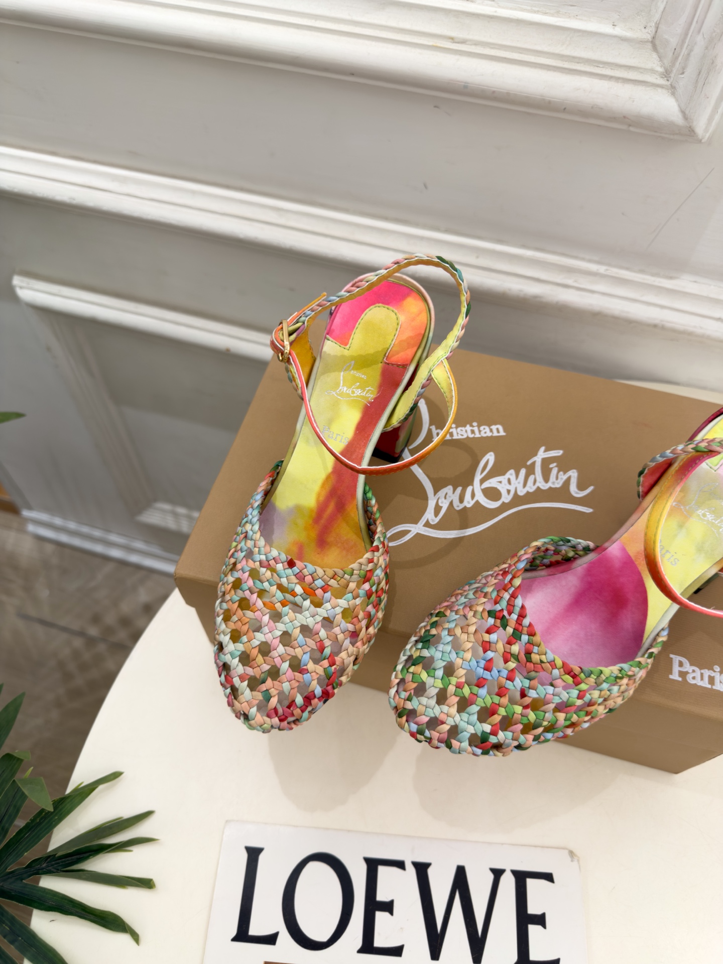 Christian Louboutin路铂廷CL 26ss新品编织镂空粗跟凉鞋 红底鞋系列,魅惑华丽的✨顶级硬货上新 💥 Christian Louboutin路铂廷CL 26ss新品编织镂空粗跟凉鞋 红底鞋系列,魅惑华丽的✨顶级硬货上新 💥