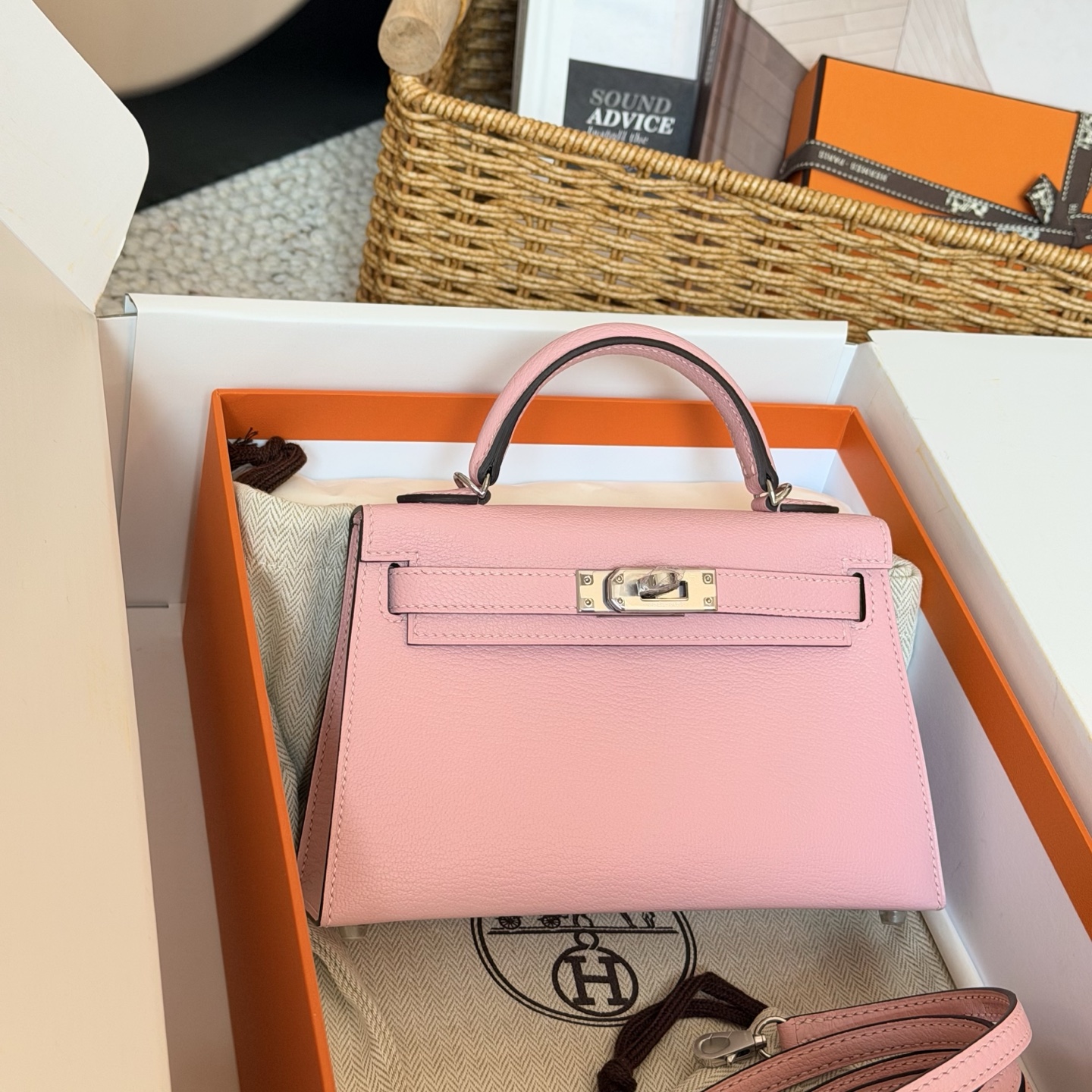 NO:851464,Mini Kelly goatskin love pink silver buckle,Hermes,hermes,sheepskin,Hermes,19860909Mini Kelly 山羊皮 恋爱粉 银扣,爱马仕,hermes,sheepskin,Hermes,,Bag