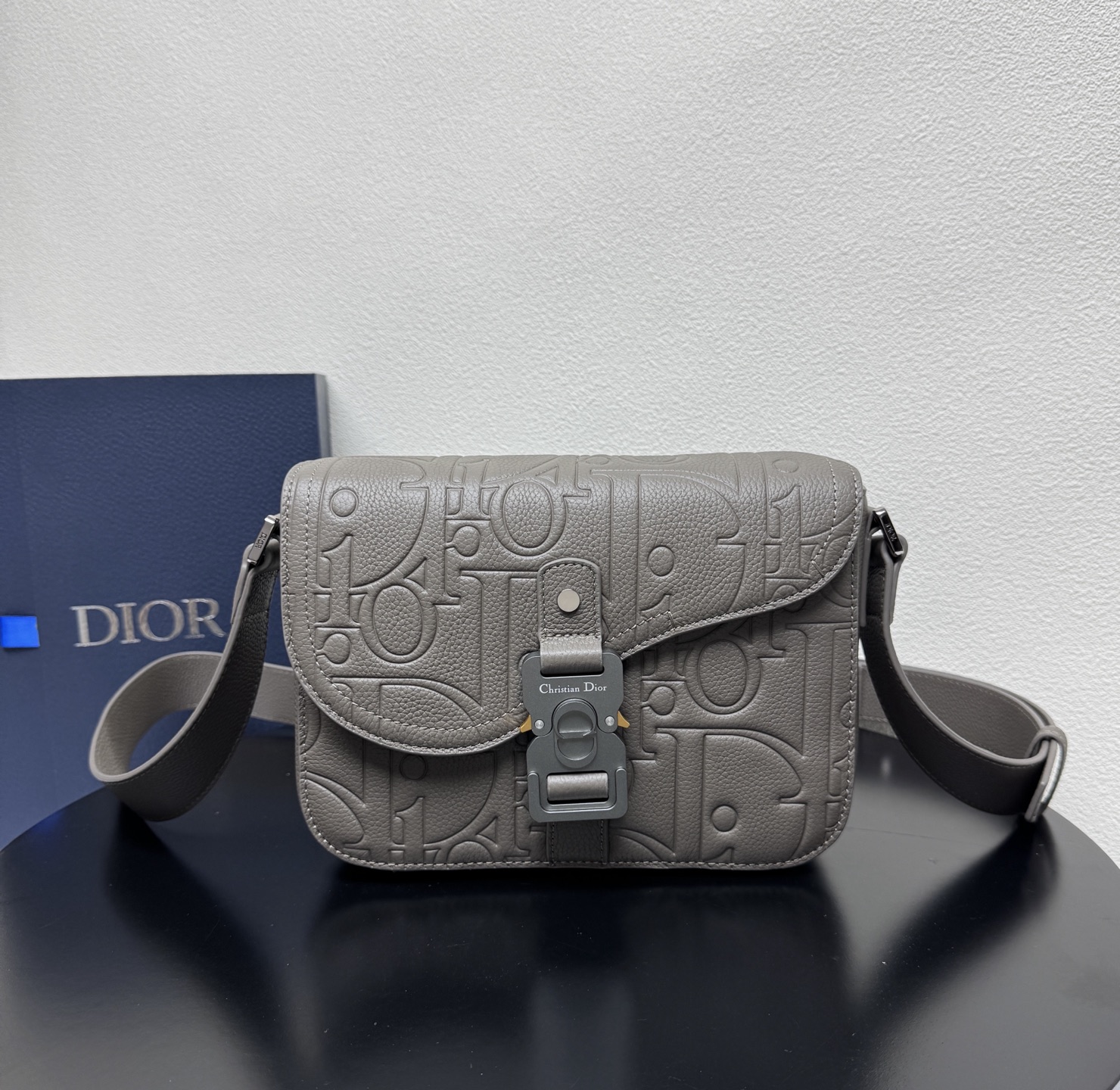 Dior Style Black Leather Crossbody Bag Lookbook Reference image 1