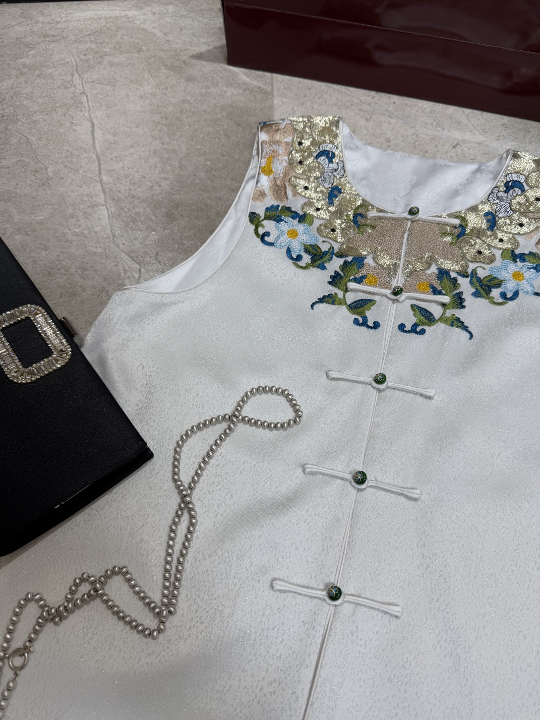 2025 Spring Women’s Suit Collection: High-End Quality with Unique Details and Sizes - 图片 2