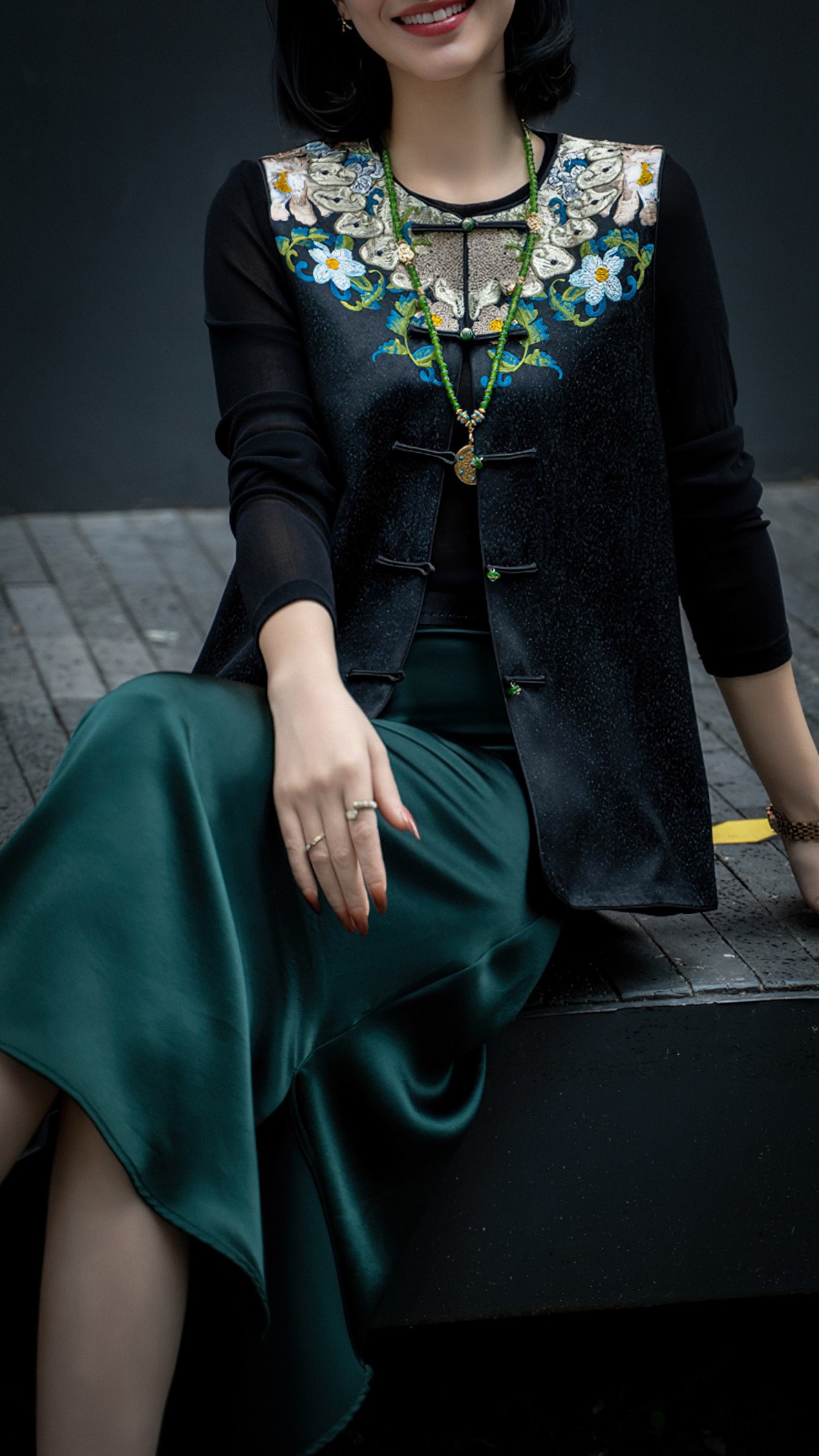 2025 Spring Women’s Suit: High-End Quality with G’s Packing and Silver-Coated Acupuncture Coats - 图片 6