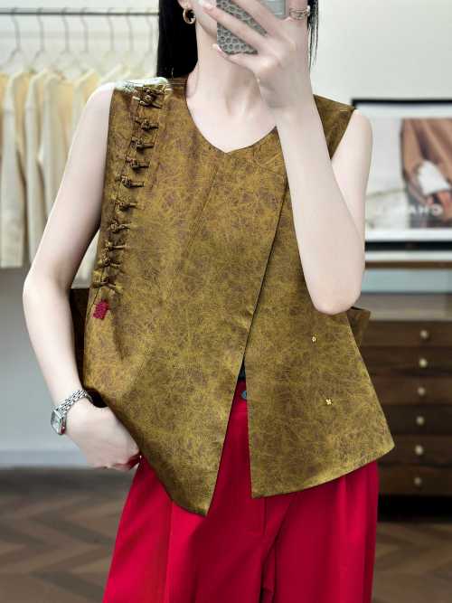Double Happiness Sleeveless Vest, Chinese Style Frog Button Jacquard Vest 1 Double Happiness Sleeveless Vest, Chinese Style Frog Button Jacquard Vest