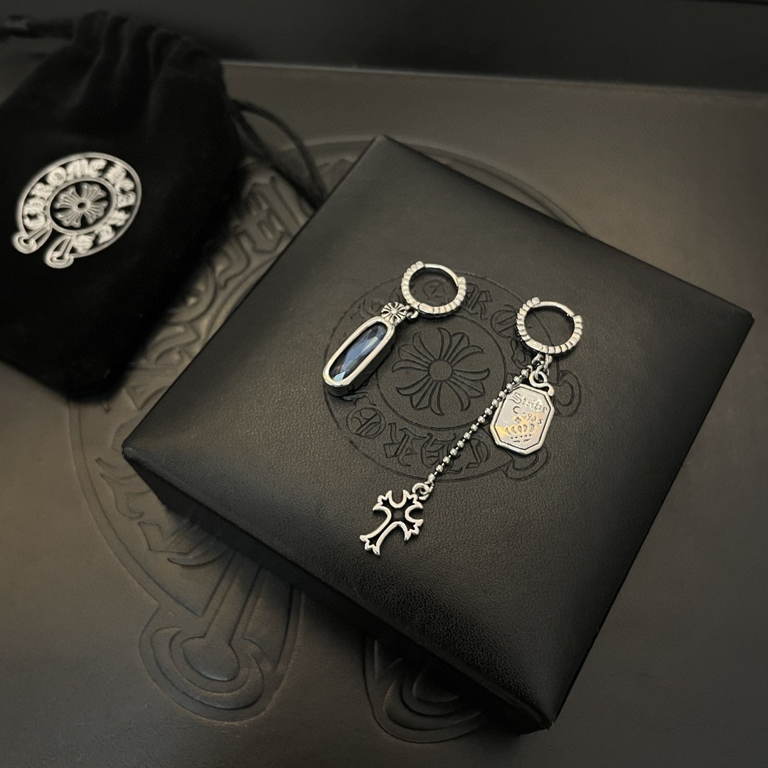 크롬하츠 귀걸이 124646 Chrome Hearts Earrings 썸네일 이미지