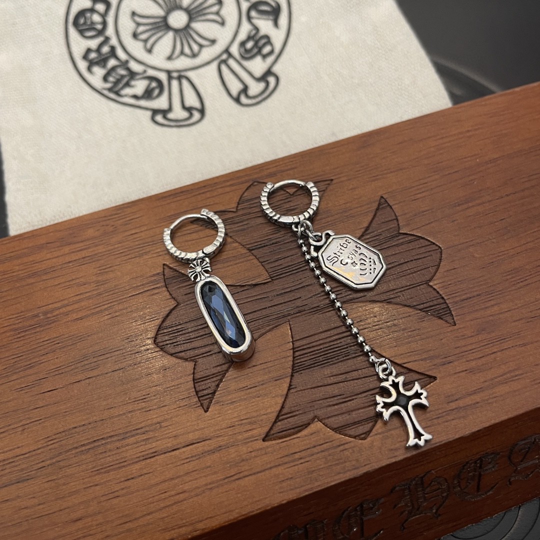 크롬하츠 귀걸이 124646 Chrome Hearts Earrings 썸네일 이미지