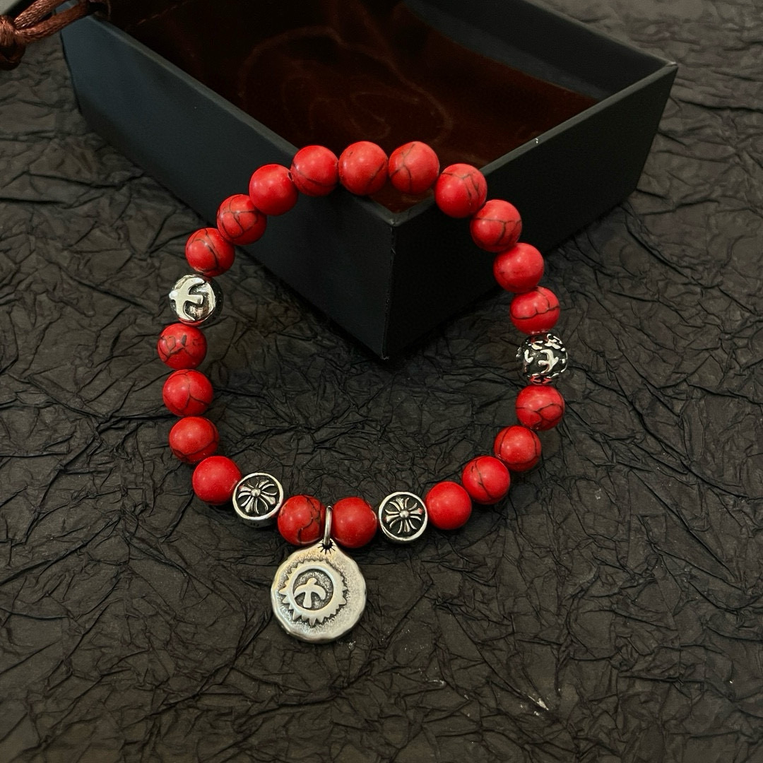 NO:110064,[New Products are on the Shelves] Goro Takahashi Goro Red Pineapple Small Silver Bracelet, Top Version, Accepted Exclusive Shooting, Mainly Attack on the High-end Market, Absolutely Different from the Ordinary Version!  The details of the picture product are consistent with ZP!  Original production process, precision quality, purely handmade, authentic model opening, fashion essentials, both men and women can wear, same couple style, rock punk silver style, retro elements, trendy and versatile, same style on the official website, fine jewelry, bracelet19860909批【新品上架】Goro’s高桥吾郎红松石小银牌手串手链,顶级版本 认准独家拍摄 主攻高端市场 绝对区别普通版本！图片产品细节与ZP一致！原版制作工艺 精工品质 纯手工打造 ～正品开模潮流时尚必备 男女均可佩戴 情侣款同款 摇滚朋克泰银风格 复古元素 潮流百搭 官网同款,饰品精品,bracelet,Jewelry