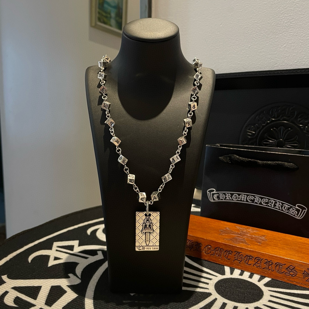 NO:110878,New [Counter Quality] Chrome Hearts Croxin Classic retro dice necklace Sword cross pendant Different pattern design styles with concave and convex shapes present uniqueness Cross Scout flowers are Croxin's ambitions, so they last longer. Genuine version Chrome Hearts Croxin Difference to the market ordinary light version, match the quality of the version, look at the details of the letter printing, the degree of retro old gray oxygen. Seiko version!  !  !  Pure handmade ~ Authentic model opening must-have fashion and fashion, both men and women can wear it, same style for couples, original official website, rock punk style silver style, retro elements, trendy and versatile!  , jewelry boutique, chrome hearts, chrome hearts, necklace19860909新款【专柜品质】Chrome Hearts克罗心 经典复古骰子项链 宝剑十字架吊坠 凹凸造型不同的花纹设计风格 呈现出与众不同 十字架 童军花是克罗心的志 所以更经久不衰 正品打版Chrome Hearts克罗心 区别市场普通轻版 对版对标品质 看字印细节 复古做旧灰氧程度.精工版本！！！ 纯手工打造 ～正品开模潮流时尚必备 男女均可佩戴 情侣同款 官网原版 摇滚朋克泰银风格 复古元素 潮流百搭！,饰品精品,chrome hearts,chrome hearts,necklace,Jewelry