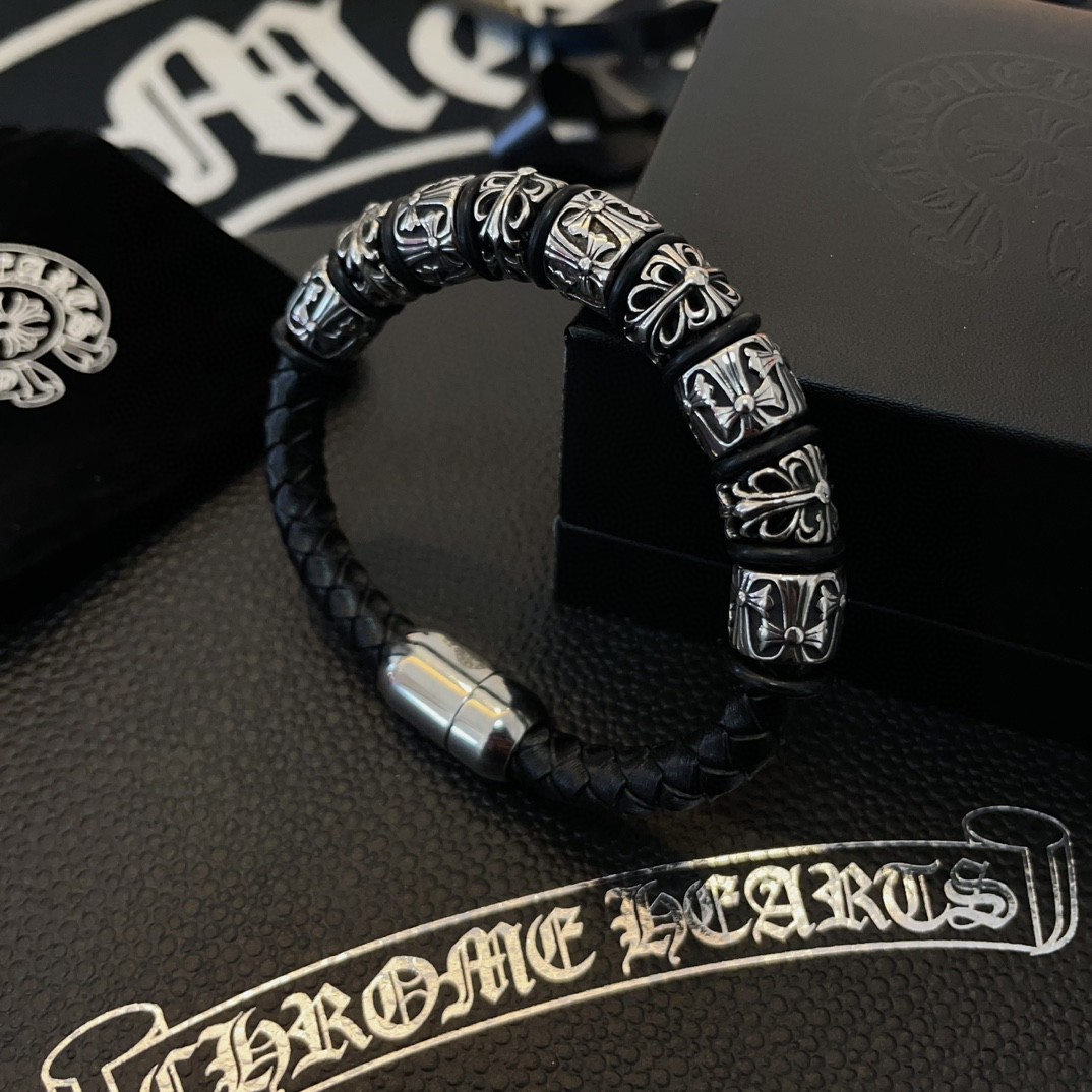  Chrome He@rts 克罗心十字架皮绳手绳手链～正品开模💝潮流时尚必备 男女均可佩戴 情侣款同款