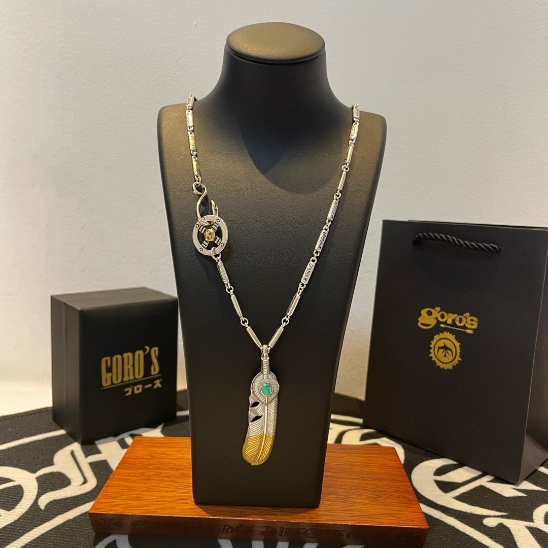 NO:111981,[New Products are on the Shelves] Goro Takahashi Goro vintage pineapple feather pendant Takahashi classic necklace top version, accurate exclusive shooting, focus on the high-end market, absolutely different from the ordinary version!  The details of the picture product are consistent with ZP!  Original production process, precision quality, purely handmade, authentic model opening, fashion essentials, both men and women can wear, same couple style, rock punk silver style, retro elements, trendy and versatile, same style on the official website, fine jewelry, necklace19860909【新品上架】Goro’s高桥吾郎复古松石羽毛吊坠 高桥经典项链 顶级版本 认准独家拍摄 主攻高端市场 绝对区别普通版本！图片产品细节与ZP一致！原版制作工艺 精工品质 纯手工打造 ～正品开模潮流时尚必备 男女均可佩戴 情侣款同款 摇滚朋克泰银风格 复古元素 潮流百搭 官网同款,饰品精品,necklace,Jewelry