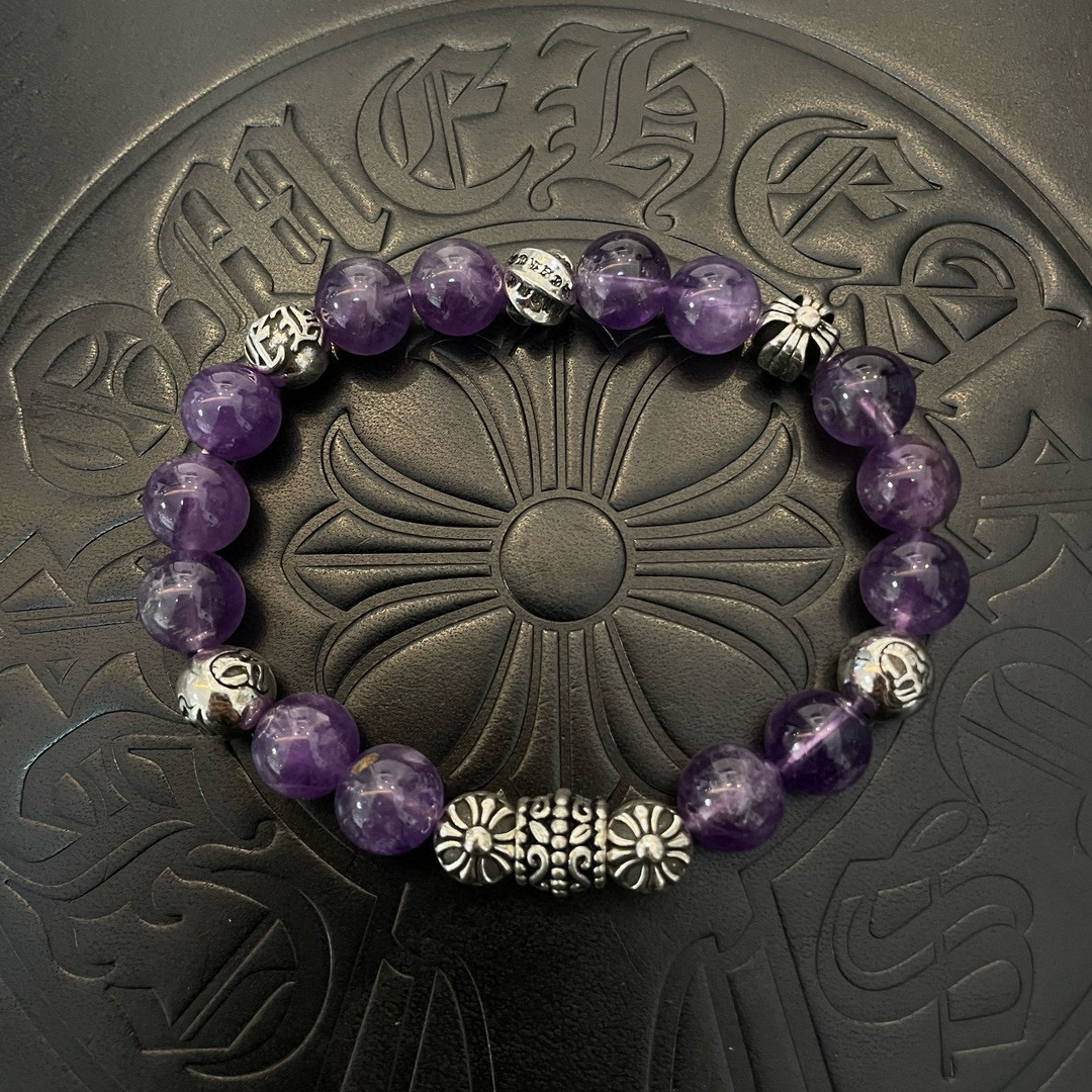 NO:112620,New [Counter Quality] Chrome Hearts Croxin Classic retro multi-element bracelet, Kuaishou/ins/Little Red Book popular, different concave and convex and convex design styles present unique. Cross Scout flowers are Croxin's logo, so they last longer. Genuine version Chrome Hearts Croxin, different from the market, match the quality, look at the details of the letter printing, the degree of retro old gray oxygen. Seiko version!  , jewelry boutique, chrome hearts, chrome hearts, bracelet19860909新款【专柜品质】Chrome Hearts克罗心 经典复古多元素手串手链 ,快手/ins/小红书热门,凹凸造型不同的花纹设计风格呈现出与众不同 十字架童军花是克罗心的标志 所以更经久不衰 正品打版Chrome Hearts克罗心 区别市场普通轻版 对版对标品质 看字印细节 复古做旧灰氧程度.精工版本！,饰品精品,chrome hearts,chrome hearts,bracelet,Jewelry