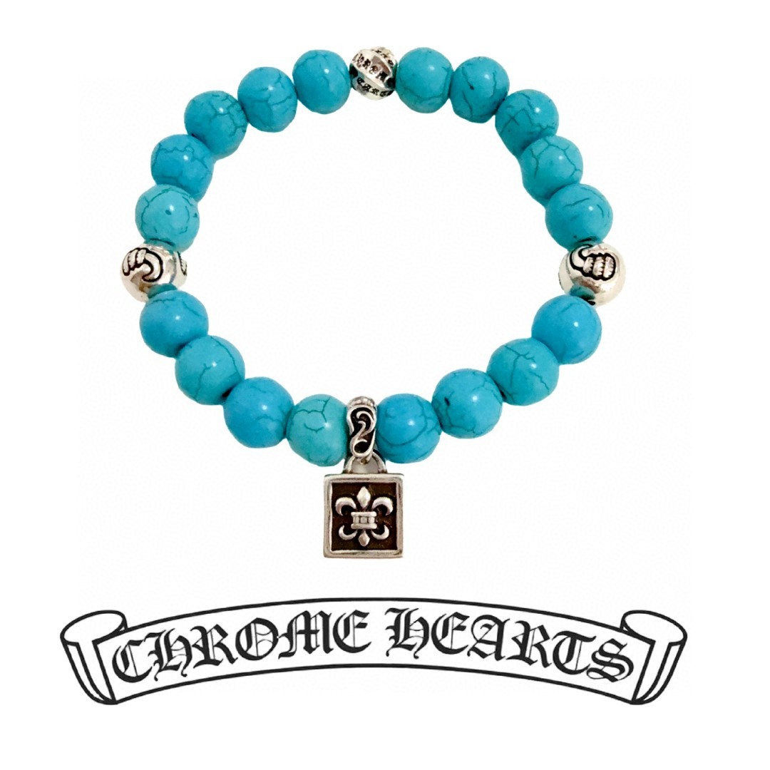 NO:113478,New [Counter Quality] Chrome Hearts Croxin classic retro multi-purpose turquoise bracelet bracelet, different pattern design styles with different concave and convex shapes present a unique style. Cross Scout flowers are Croxin's ambitions, so they last longer. Genuine version of Chrome Hearts Croxin, different from the market, match the quality, look at the details of the letter printing, the degree of retro old gray oxygen. Seiko version!  !  !  Pure handmade ~ Authentic model opening must-have fashion and fashion, both men and women can wear it, same style for couples, original official website, rock punk style silver style, retro elements, trendy and versatile!  , jewelry boutique, chrome hearts, chrome hearts, bracelet19860909新款【专柜品质】Chrome Hearts克罗心经典复古多元绿松石手链手串,凹凸造型不同的花纹设计风格 呈现出与众不同 十字架 童军花是克罗心的志 所以更经久不衰 正品打版ChromeHearts克罗心 区别市场普通轻版 对版对标品质 看字印细节 复古做旧灰氧程度.精工版本！！！ 纯手工打造 ～正品开模潮流时尚必备 男女均可佩戴 情侣同款 官网原版 摇滚朋克泰银风格 复古元素 潮流百搭！,饰品精品,chrome hearts,chrome hearts,bracelet,Jewelry