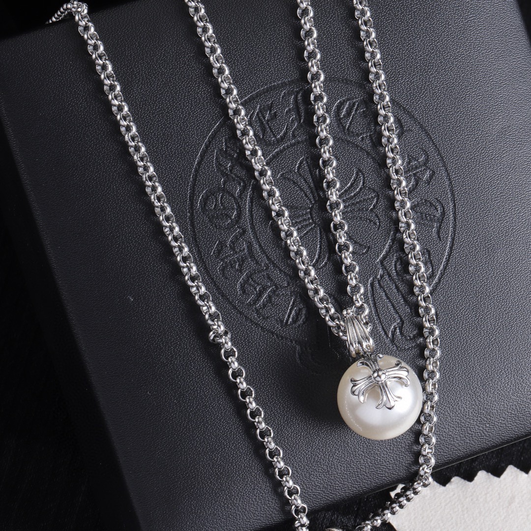 NO:113840,Crome He@rts Croxin classic pearl necklace ~ authentic fashion and fashion essential for opening molds can be worn by both men and women, same couple style, rock punk silver style, retro elements, trendy and versatile official website same style, fine jewelry, chrome hearts, chrome hearts, necklace19860909批 Chrome He@rts 克罗心经典珍珠项链～正品开模潮流时尚必备 男女均可佩戴 情侣款同款 摇滚朋克泰银风格 复古元素 潮流百搭 官网同款,饰品精品,chrome hearts,chrome hearts,necklace,Jewelry