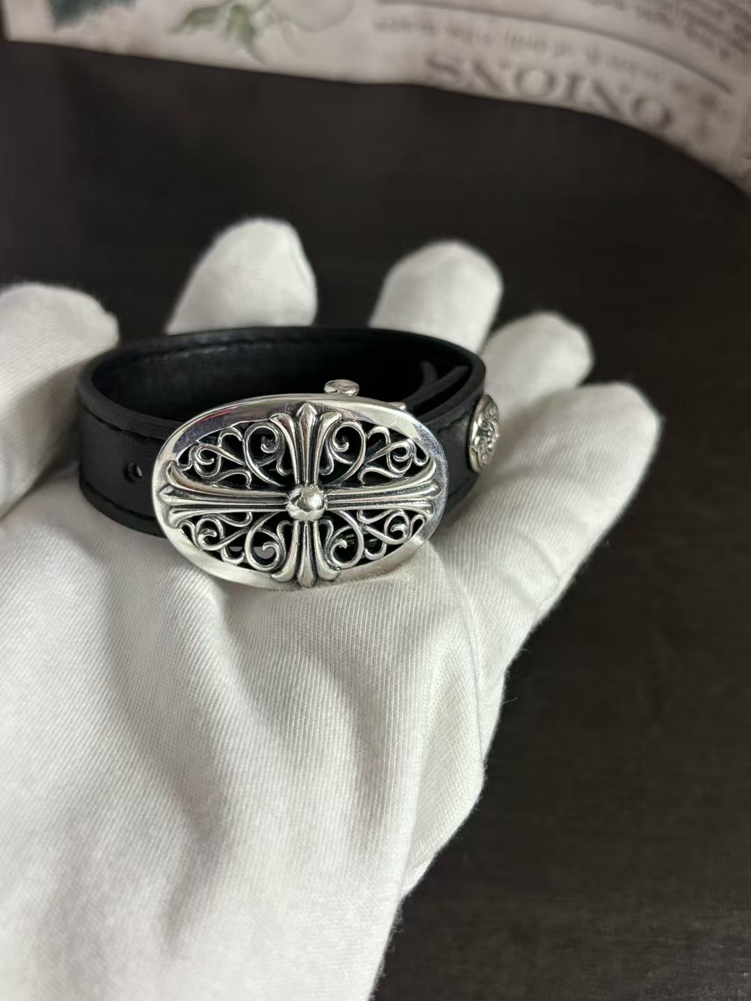 💰125 Chrome hearts 克罗心 十字架雕花可调节皮绳手链