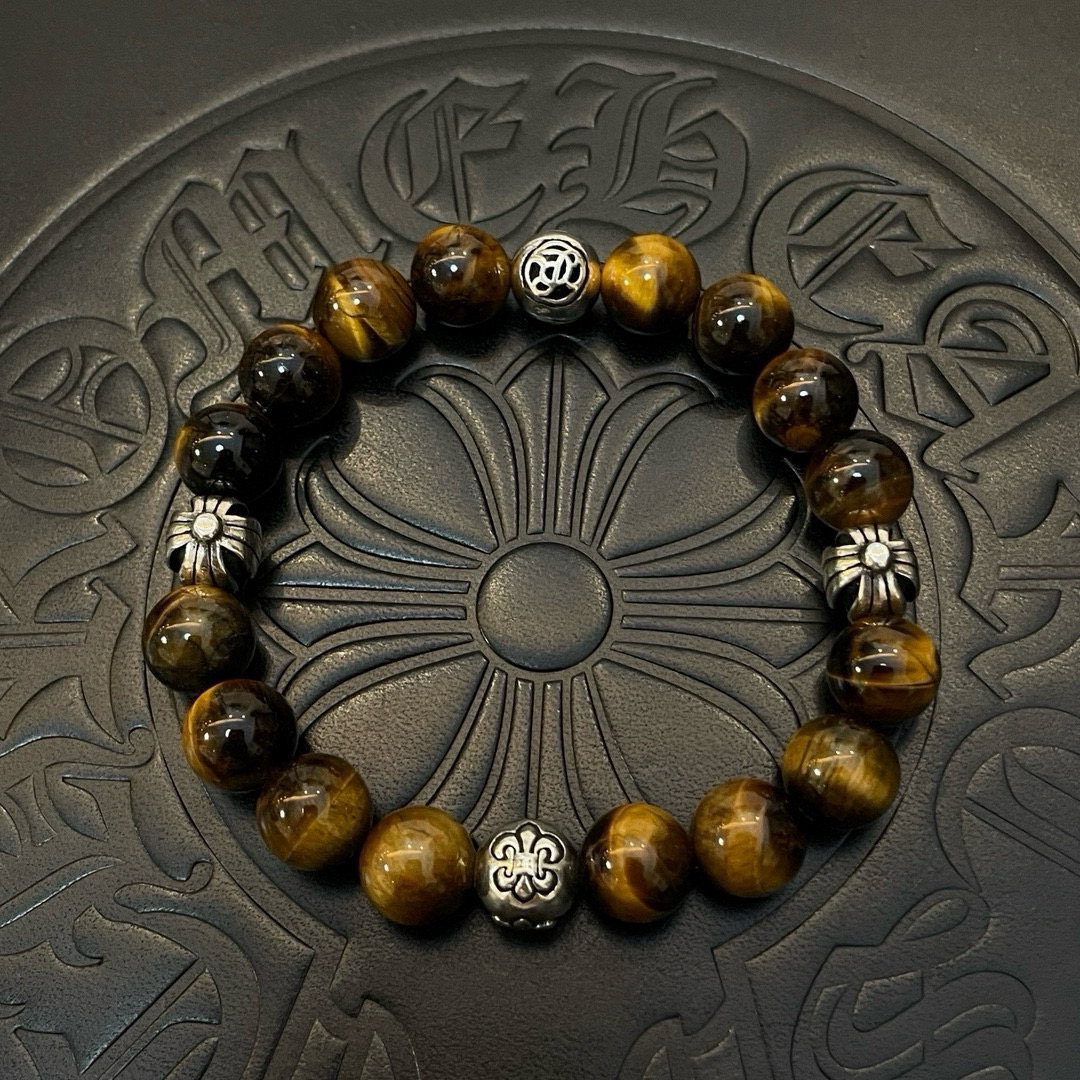 NO:114934,Batch, Counter Seiko Version, Chrome He@rts Crow, Tiger Eye Stone Multi-element Cross Bracelet, Bracelet, same style as stars, retro and old style, original reproduction, pure handmade, authentic model opening, fashion essentials, men and women, couple style, same style, rock punk, silver style, retro elements, trendy and versatile, same style on the official website, fine jewelry, chrome hearts, chrome hearts, bracelet19860909批 专柜精工版本 Chrome He@rts克罗 虎眼石*多元素十字架手链 手串,明星同款 复古做旧风格 原版复刻 纯手工打造 ～正品开模潮流时尚必备 男女均可佩戴 情侣款同款 摇滚朋克泰银风格 复古元素 潮流百搭 官网同款,饰品精品,chrome hearts,chrome hearts,bracelet,Jewelry