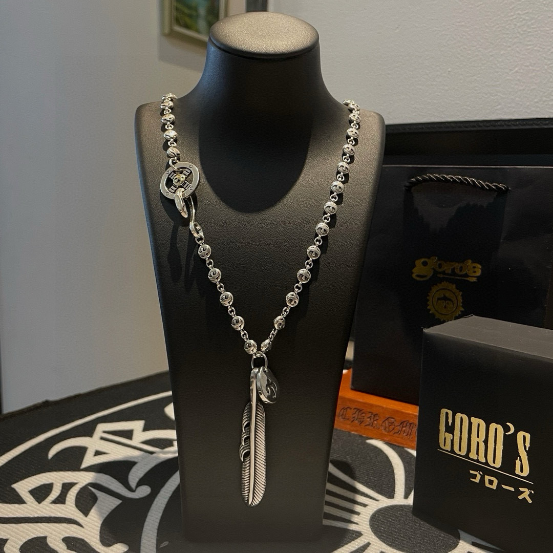 NO:115394,[New Products on Shelves] Goro Takahashi Feather Pendant Classic Letter Necklace Top Version Definitely Exclusive Shot Mainly Focus on the High-end Market Absolutely Different from the Ordinary Version!  The details of the picture product are consistent with ZP!  Original production process, precision quality, purely handmade, authentic model opening, fashion essentials, both men and women can wear, same couple style, rock punk silver style, retro elements, trendy and versatile, same style on the official website, fine jewelry, necklace19860909批【新品上架】Goro’s高桥吾郎 羽毛吊坠 经典字母项链 顶级版本 认准独家拍摄 主攻高端市场 绝对区别普通版本！图片产品细节与ZP一致！原版制作工艺 精工品质 纯手工打造 ～正品开模潮流时尚必备 男女均可佩戴 情侣款同款 摇滚朋克泰银风格 复古元素 潮流百搭 官网同款,饰品精品,necklace,Jewelry