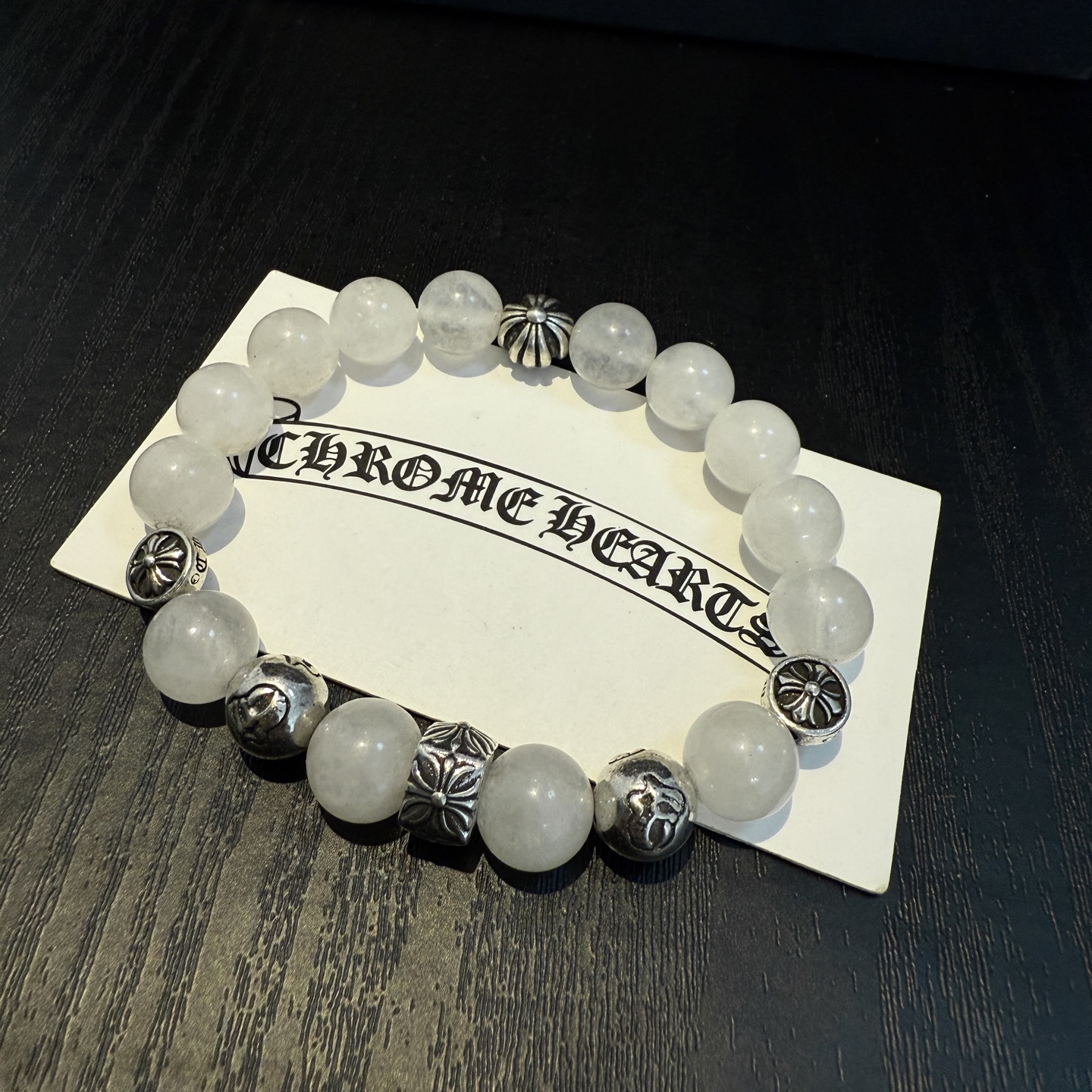  新款【专柜品质】Chrome Hearts克罗心复古多元素手串手链 凹凸造型不同的花纹设计风格呈现出与