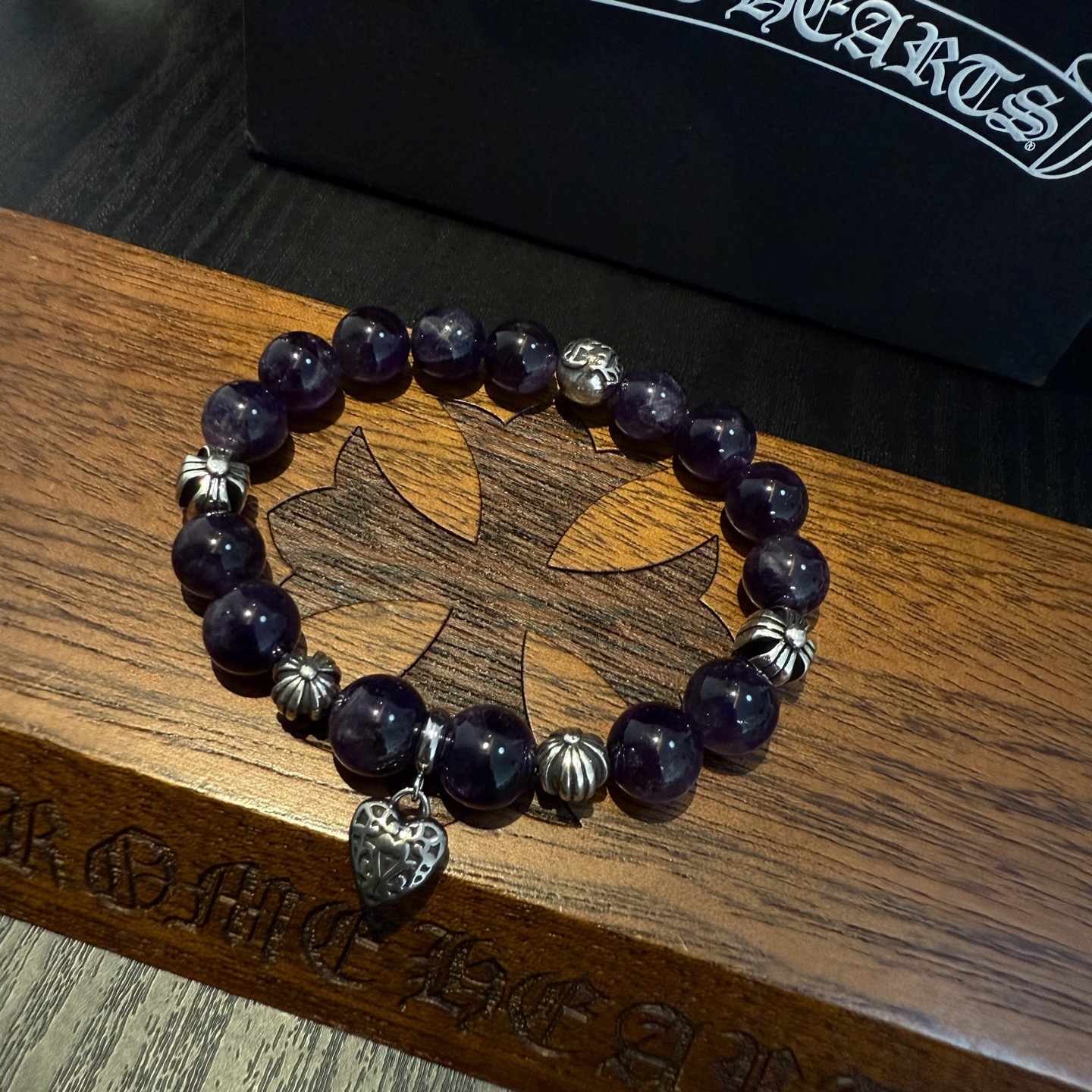  新款【专柜品质】Chrome Hearts克罗心复古多元素手串手链 凹凸造型不同的花纹设计风格呈现出与