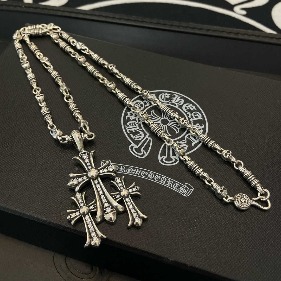 批 抖音/快手/ins/小红书/直播热门 ，新款【专柜品质】Chrome Hearts克罗心十字花球骷髅