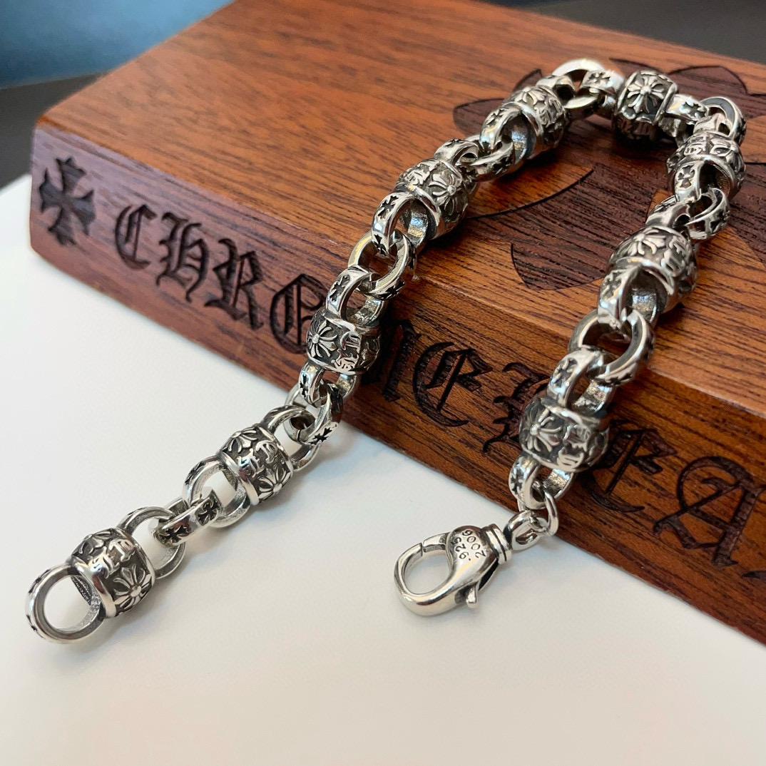   新款【专柜品质】Chrome Hearts克罗心经典复古做旧十字花球手链，原图凹凸造型不同的花纹设计