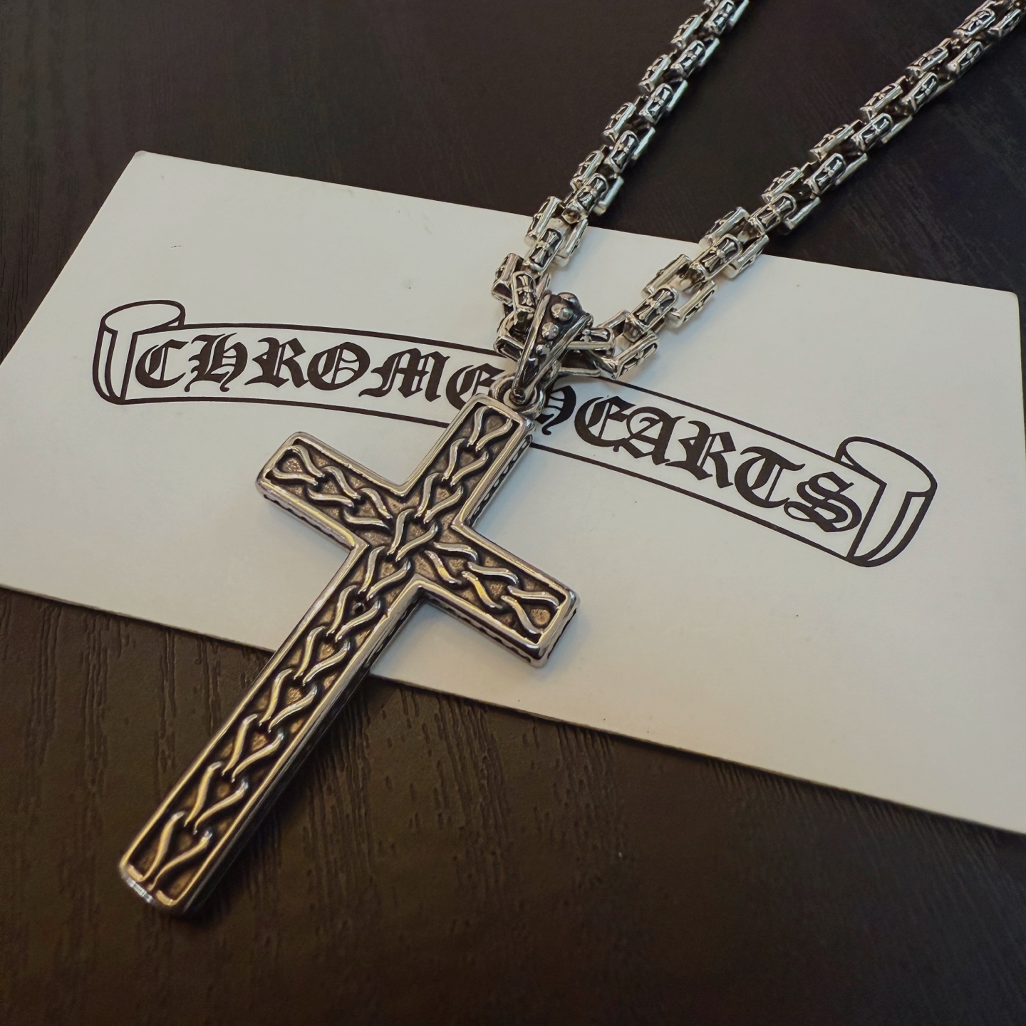  新款【专柜品质】Chrome Hearts克罗心十字架项链 ，十字架吊坠，凹凸造型不同的花纹设计风格 