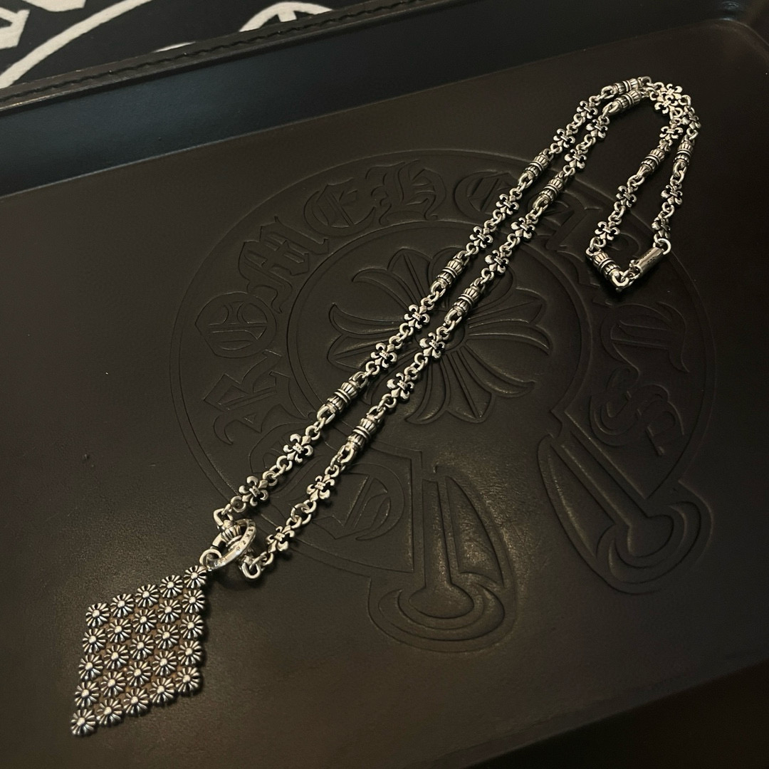 批 抖音/快手/ins/小红书/直播热门 ，新款【专柜品质】Chrome Hearts克罗心童军花项链 