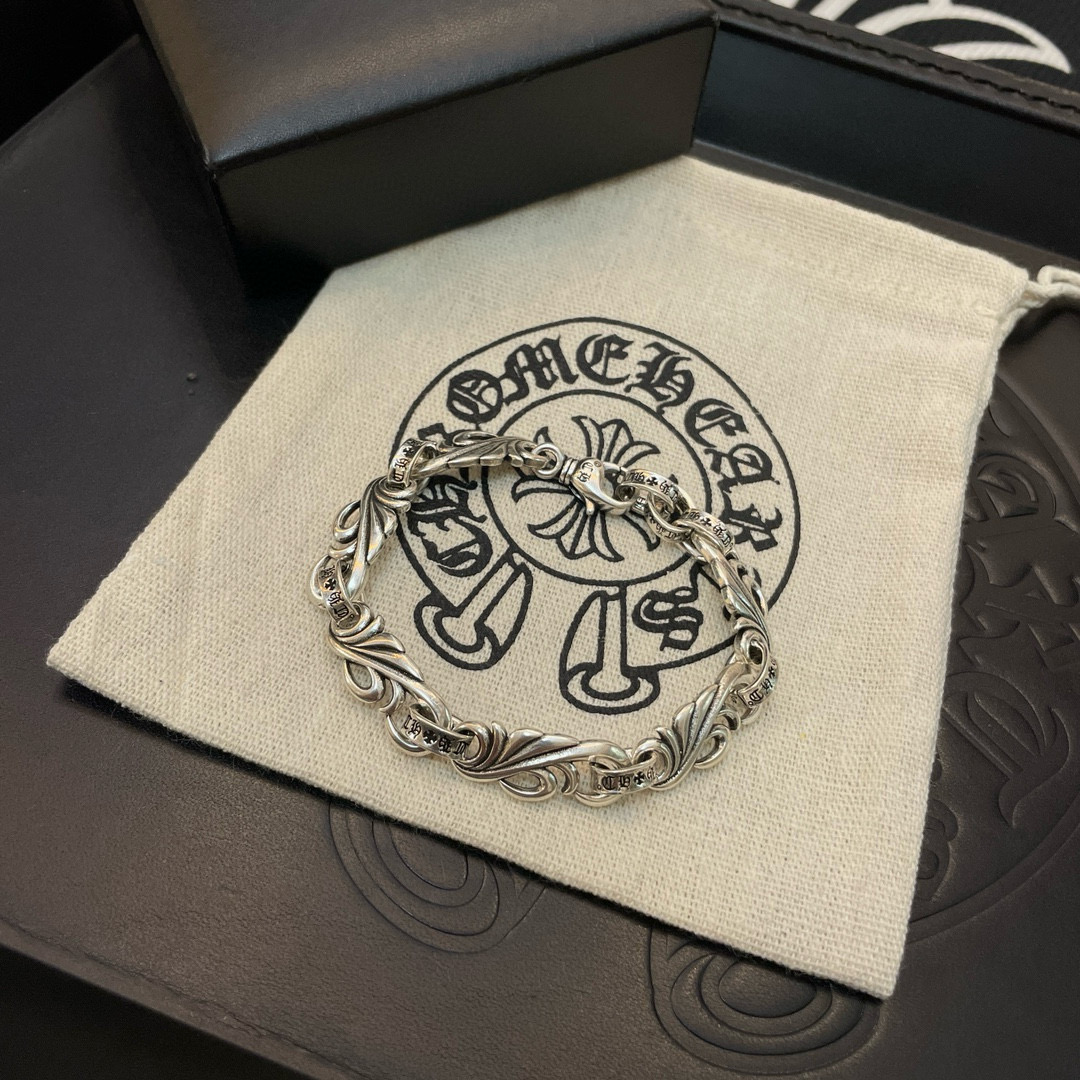  新款【专柜品质】Chrome Hearts克罗心 经典复古藤花手链 凹凸造型不同的花纹设计风格呈现出与