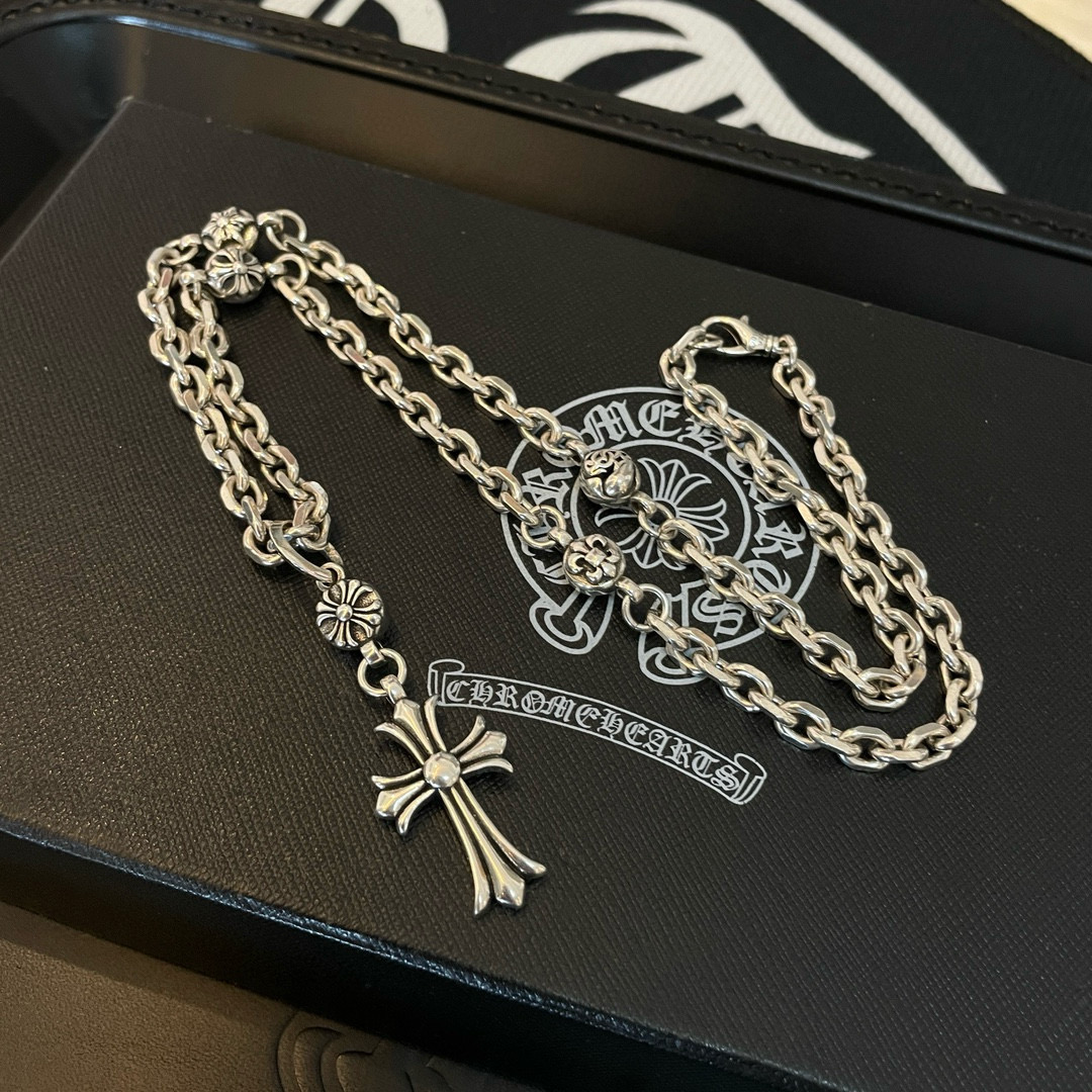  新款【专柜品质】Chrome Hearts克罗心 经典复古多元素项链 十字架吊坠 凹凸造型不同的花纹设
