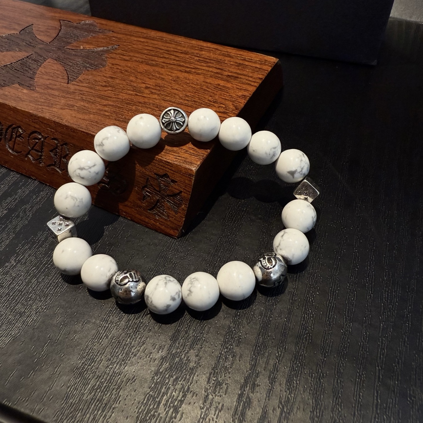  新款【专柜品质】Chrome Hearts克罗心经典复古多元素白松石手串手链 ，快手/ins/小红书热