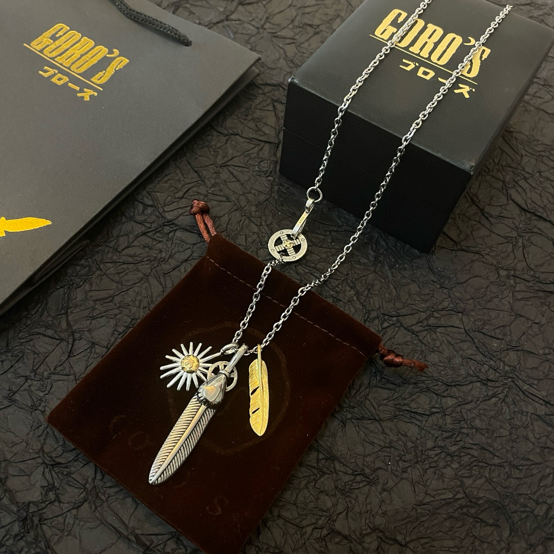 💰155 【新品上架】Goro’s高桥吾郎海胆金贝羽毛项链,顶级版本 认准独家拍摄 主攻高端市场 绝对区别普通版本!图片产品细节与ZP一致!原版制作工艺 精工品质 纯手工打造 ~正品开模💝潮流时尚必备 男女均可佩戴 情侣款同款 摇滚朋克泰银风格 复古元素 潮流百搭 官网同款❤️