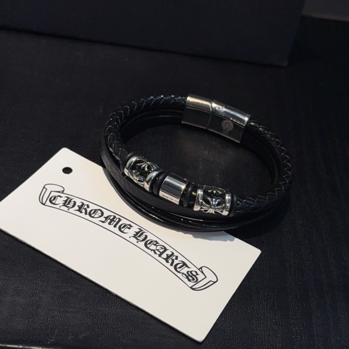  新款【专柜品质】Chrome Hearts克罗心皮绳手镯手绳，凹凸造型不同的花纹设计风格呈现出与众不同