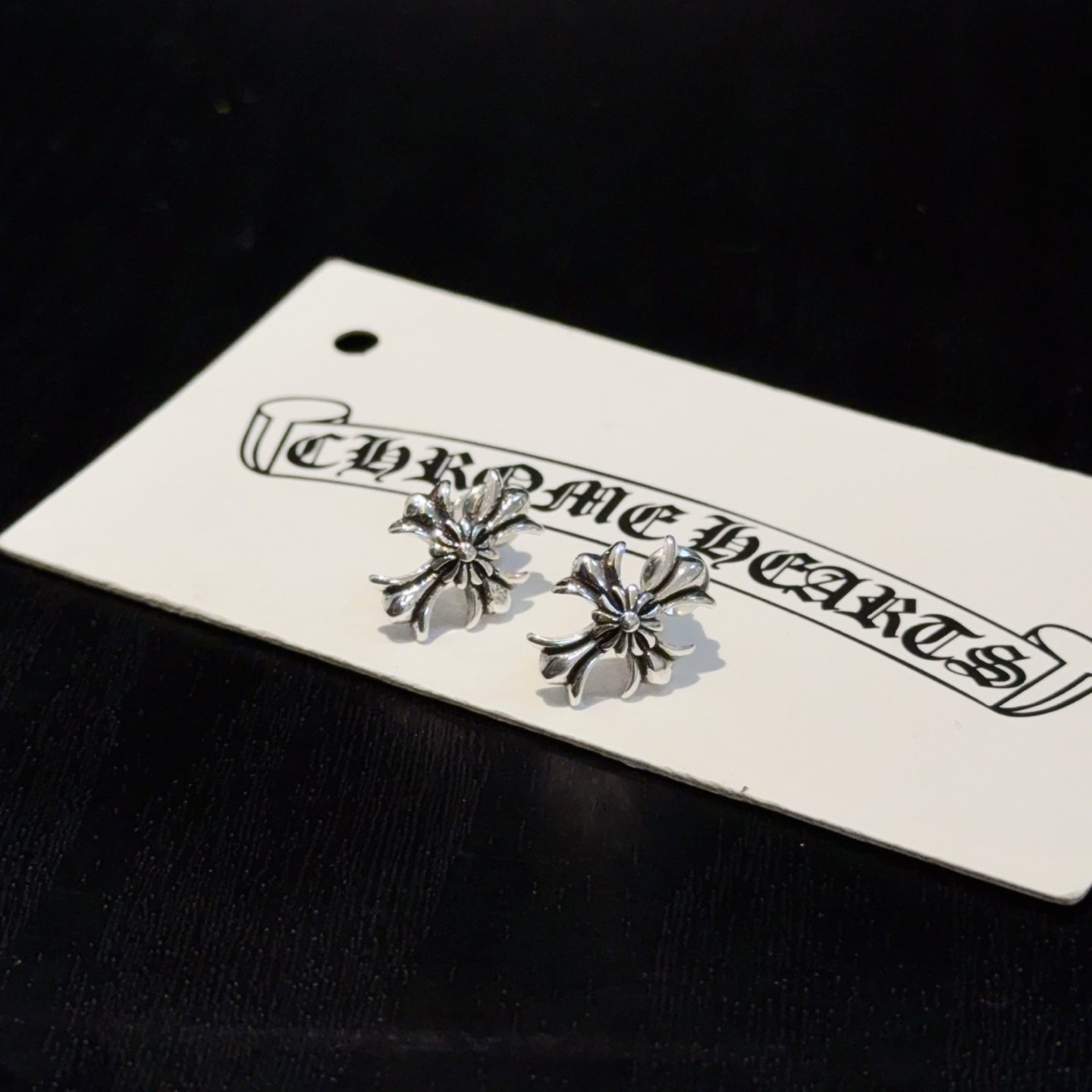  新款  【专柜品质】Chrome Hearts ❤️  克罗心十字架耳钉   进口电镀工艺 精工  ～