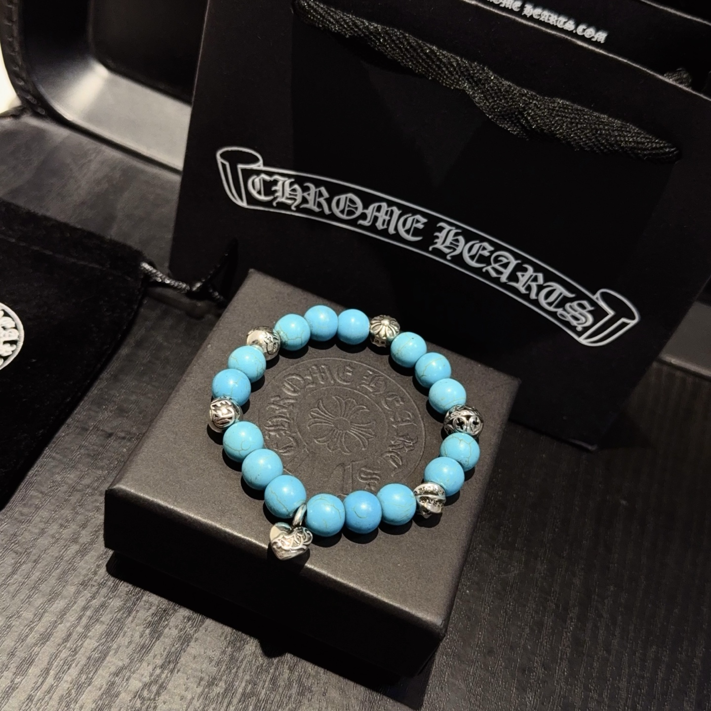  新款【专柜品质】Chrome Hearts克罗心经典复古多元素手链手串，凹凸造型不同的花纹设计风格 呈