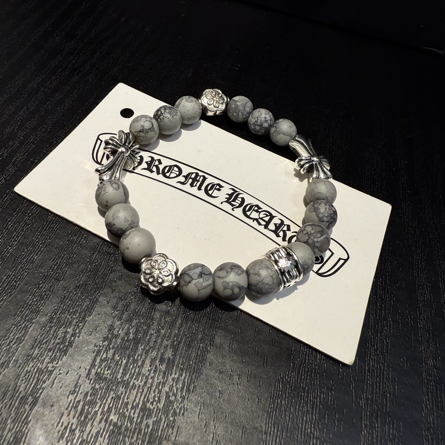  新款【专柜品质】Chrome Hearts克罗心经典复古多元素手链手串，凹凸造型不同的花纹设计风格 呈