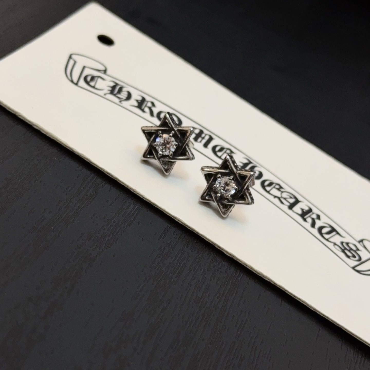  新款  【专柜品质】Chrome Hearts ❤️  克罗心十字架耳钉   进口电镀工艺 精工  ～