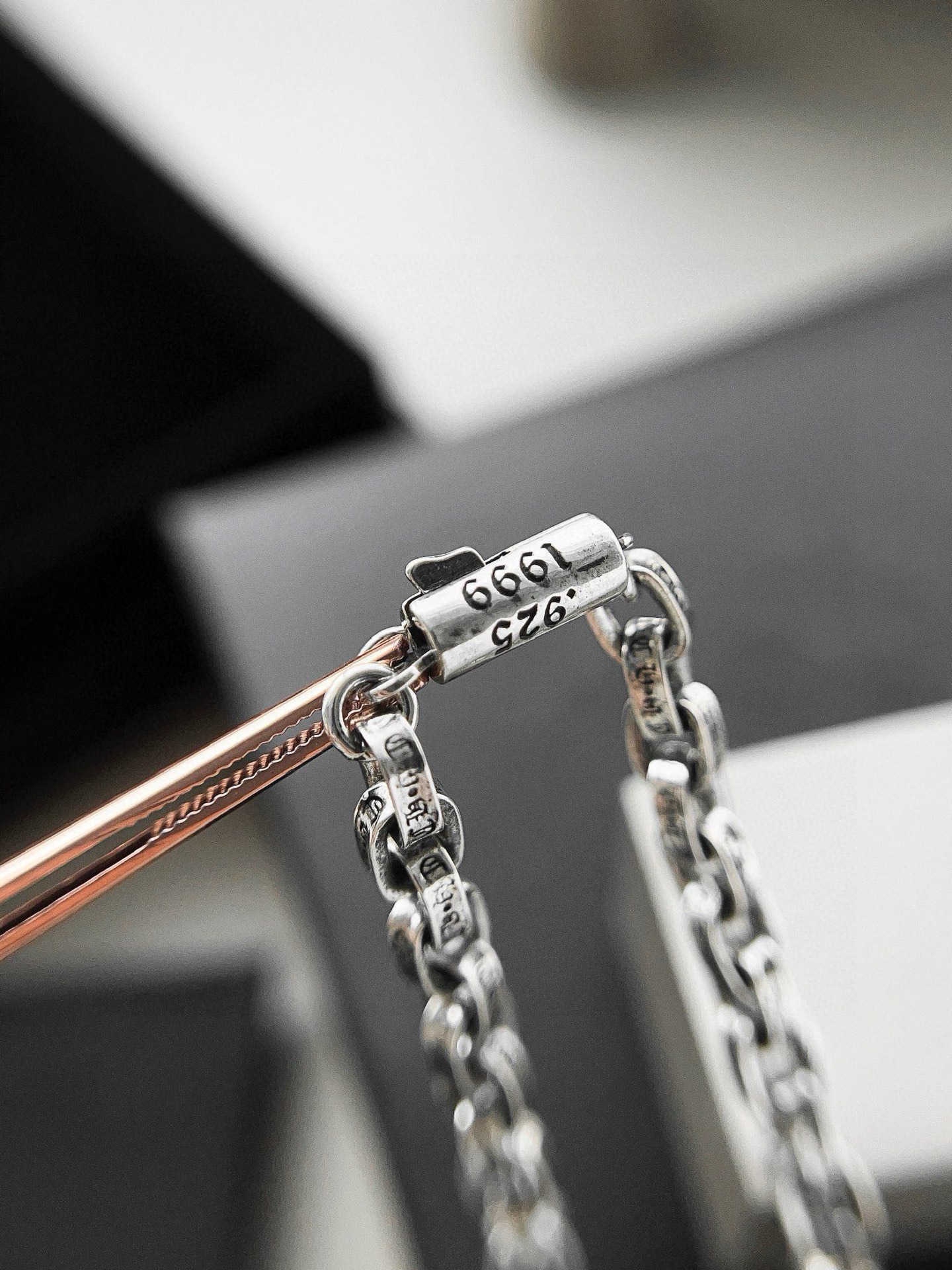   Chrome Hearts ❤️  克罗心宝剑吊坠 字母项链  进口做工工艺 精工雕刻 纯手工打造 