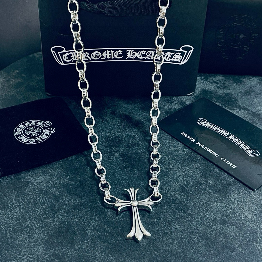  Chrome Hearts ❤️克罗心十字架吊坠 连体字母项链 进口对版工艺 纯手工打造 ～正品开模💝