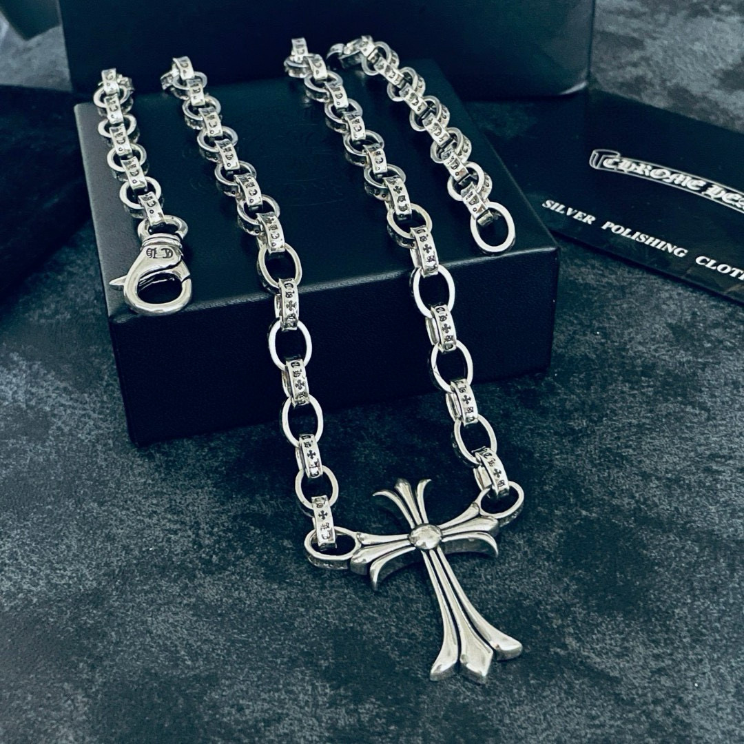  Chrome Hearts ❤️克罗心十字架吊坠 连体字母项链 进口对版工艺 纯手工打造 ～正品开模💝