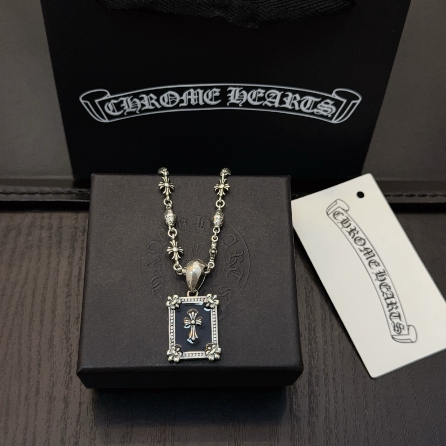  新款【专柜品质】Chrome Hearts克罗心经典复古花球项链 方牌十字架吊坠 凹凸造型不同的花纹设