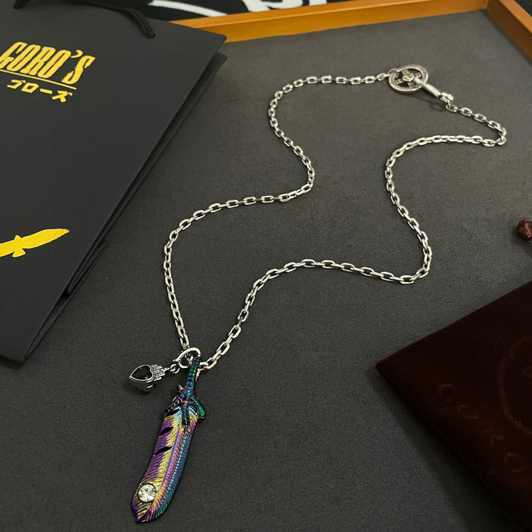 💰135  【新品上架】Goro’s高桥吾郎羽毛吊坠 经典高桥项链  顶级版本 认准独家拍摄 主攻高端市场 绝对区别普通版本！图片产品细节与ZP一致！原版制作工艺 精工品质 纯手工打造 ～正品开模💝潮流时尚必备 男女均可佩戴 情侣款同款 摇滚朋克泰银风格 复古元素 潮流百搭 官网同款